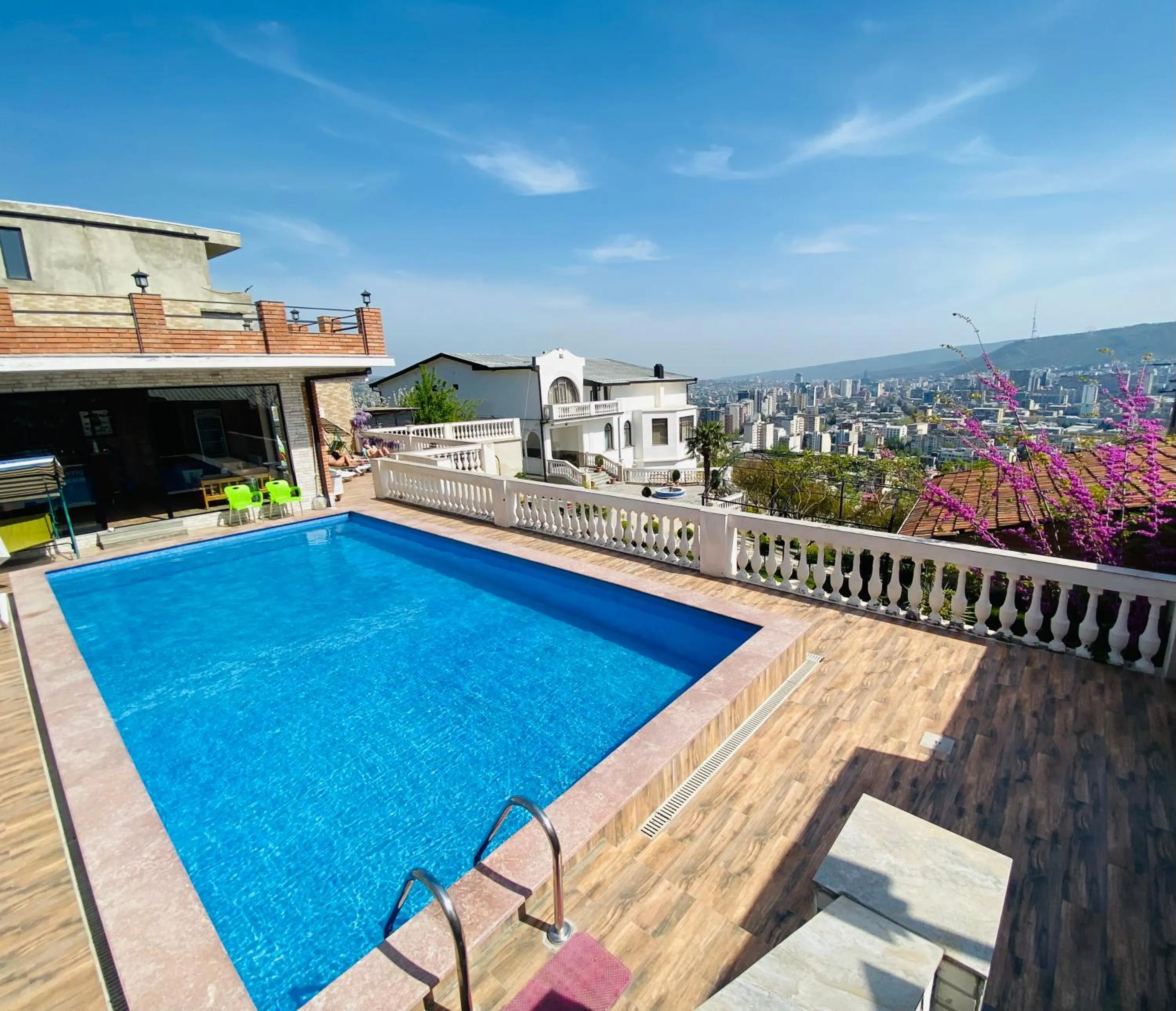 Swimming pool in The Hilltop Skyline Hotel