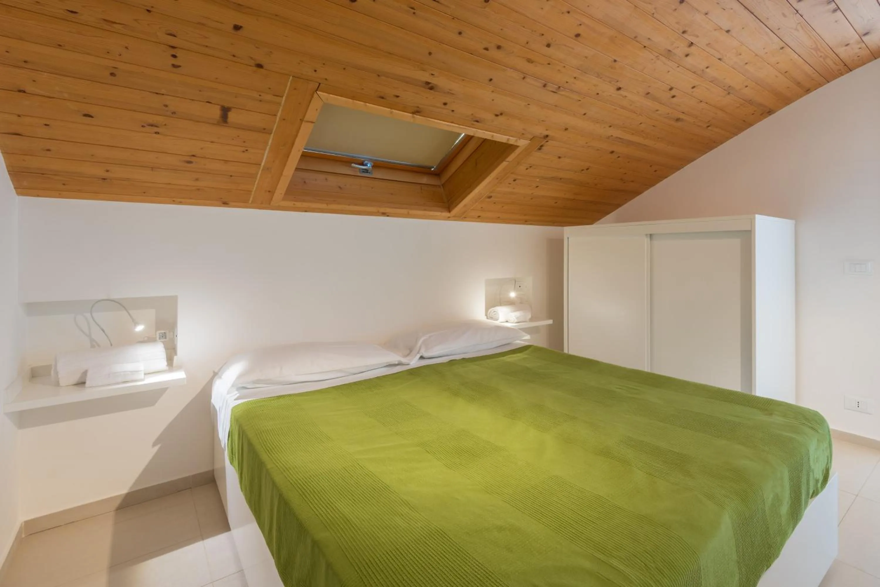 Photo of the whole room, Bed in Appartamenti Sud Est