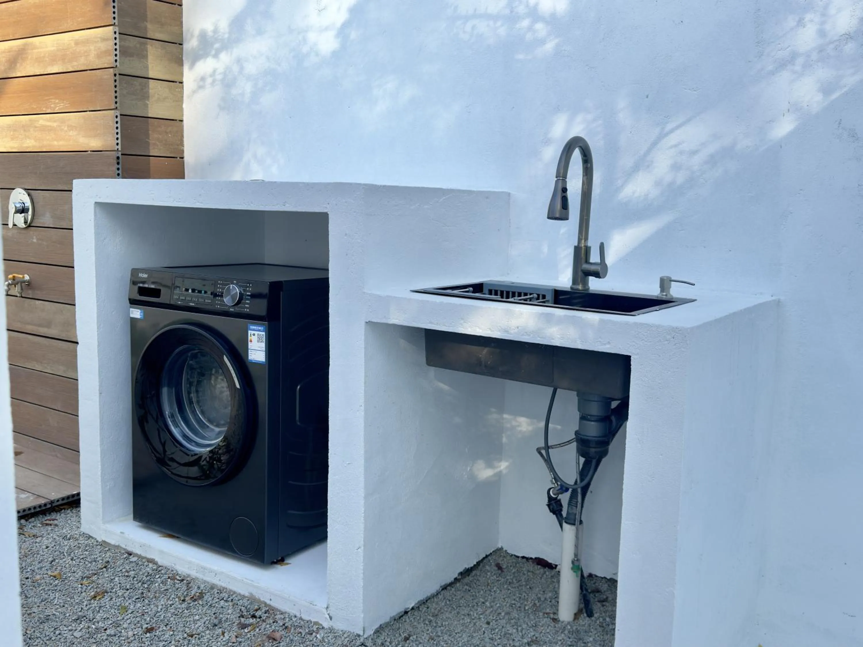 washing machine in Found Mansion