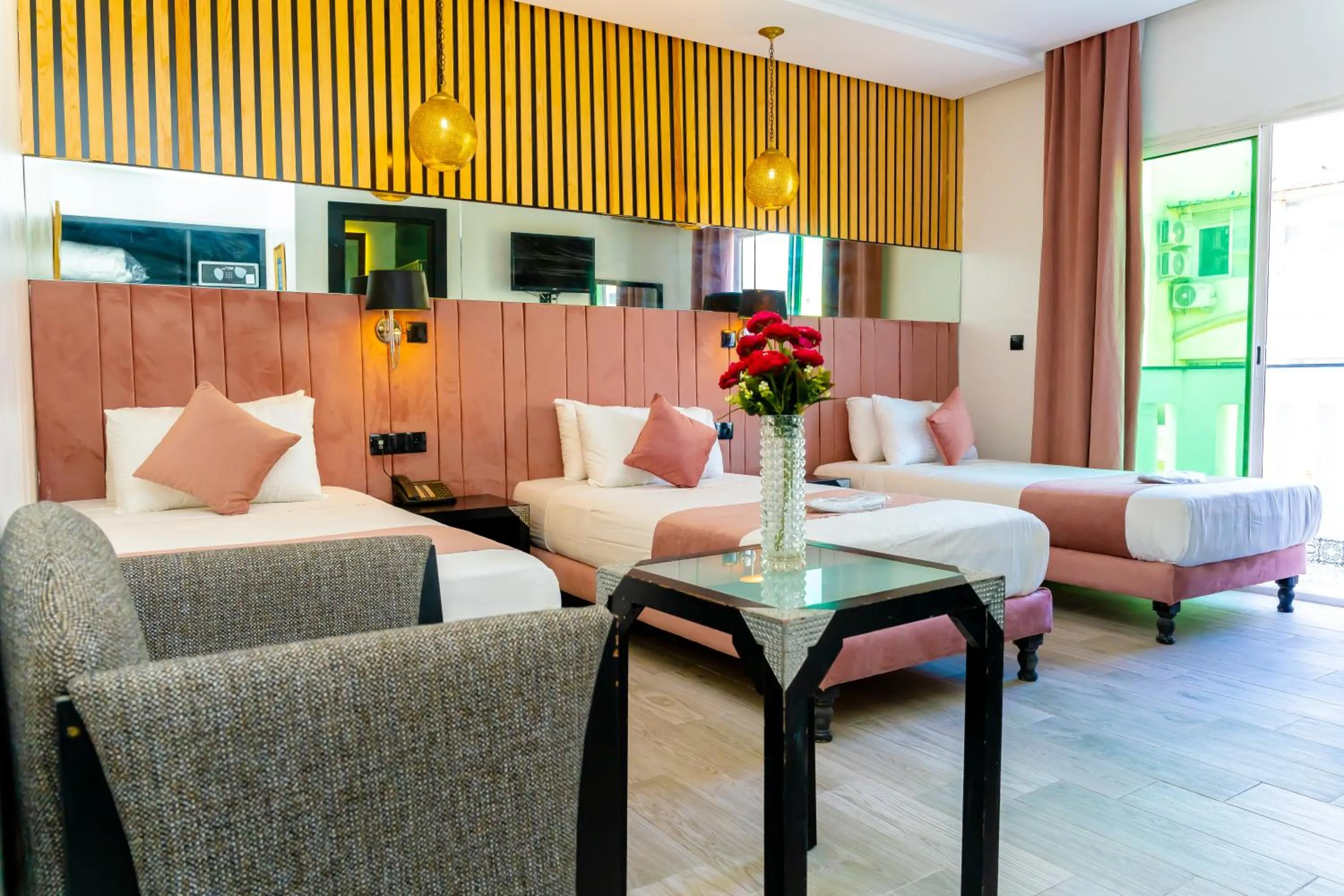 Photo of the whole room in Hotel Les Ambassadeurs