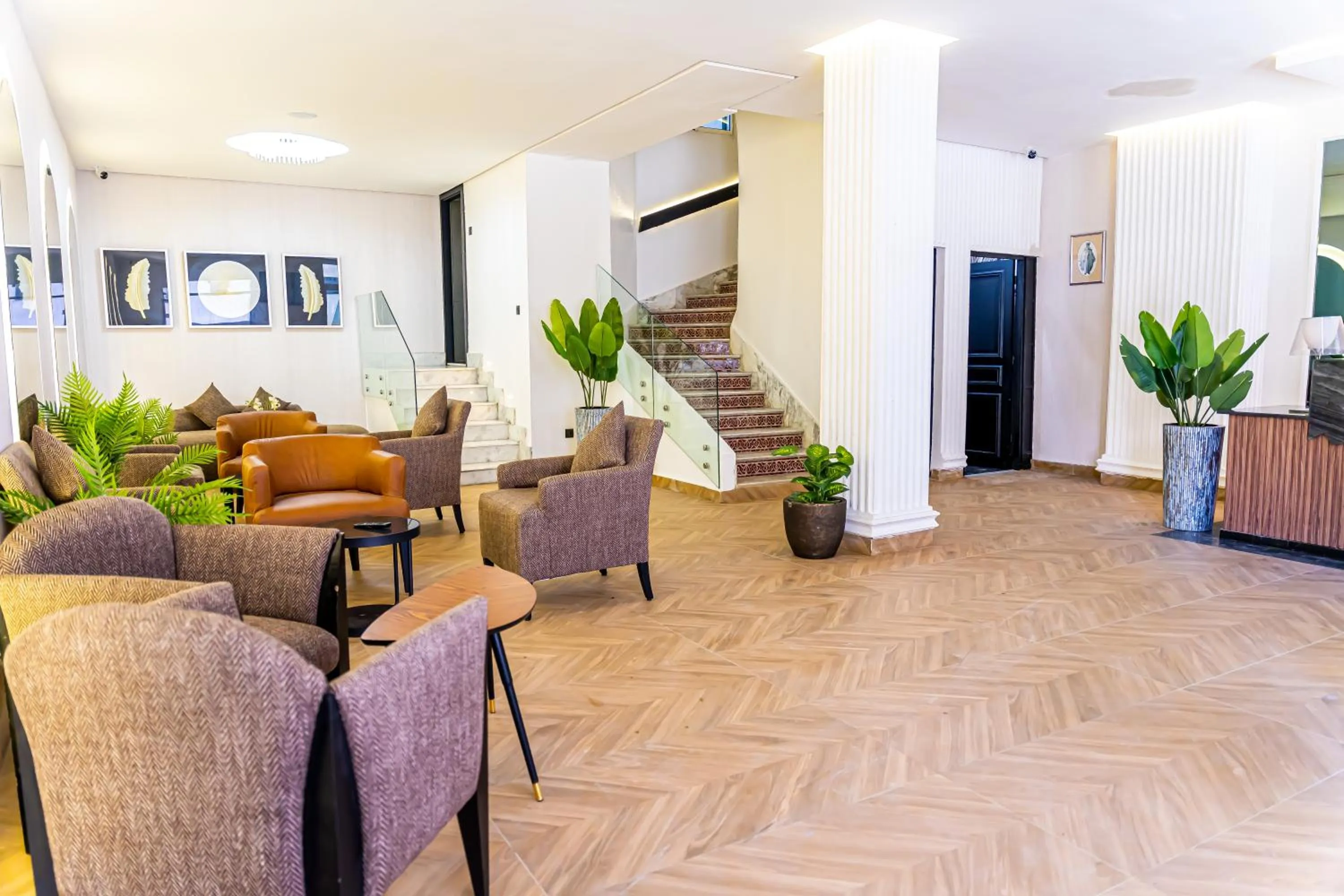 Seating area in Hotel Les Ambassadeurs