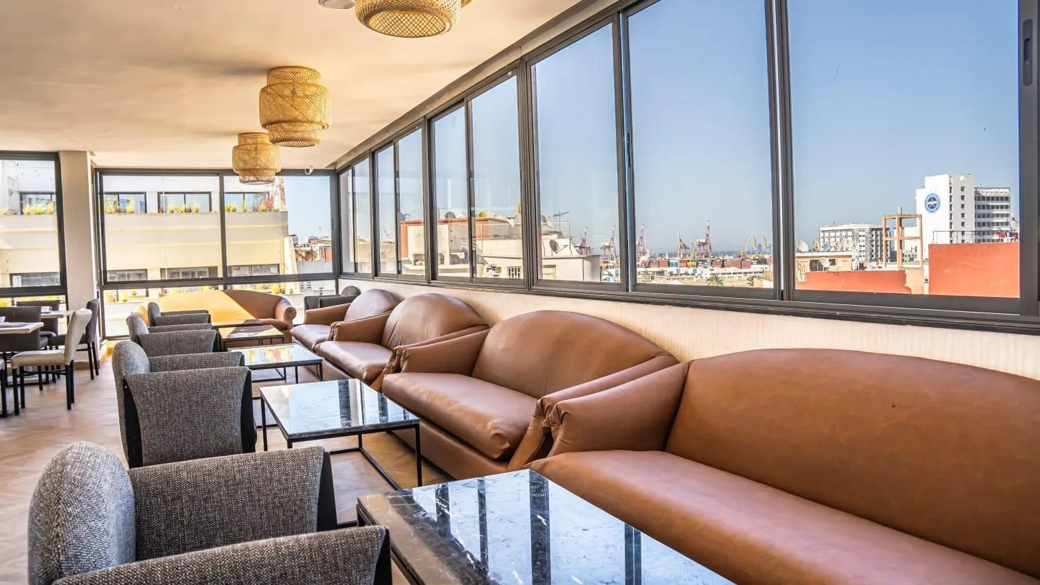 Restaurant/places to eat in Hotel Les Ambassadeurs