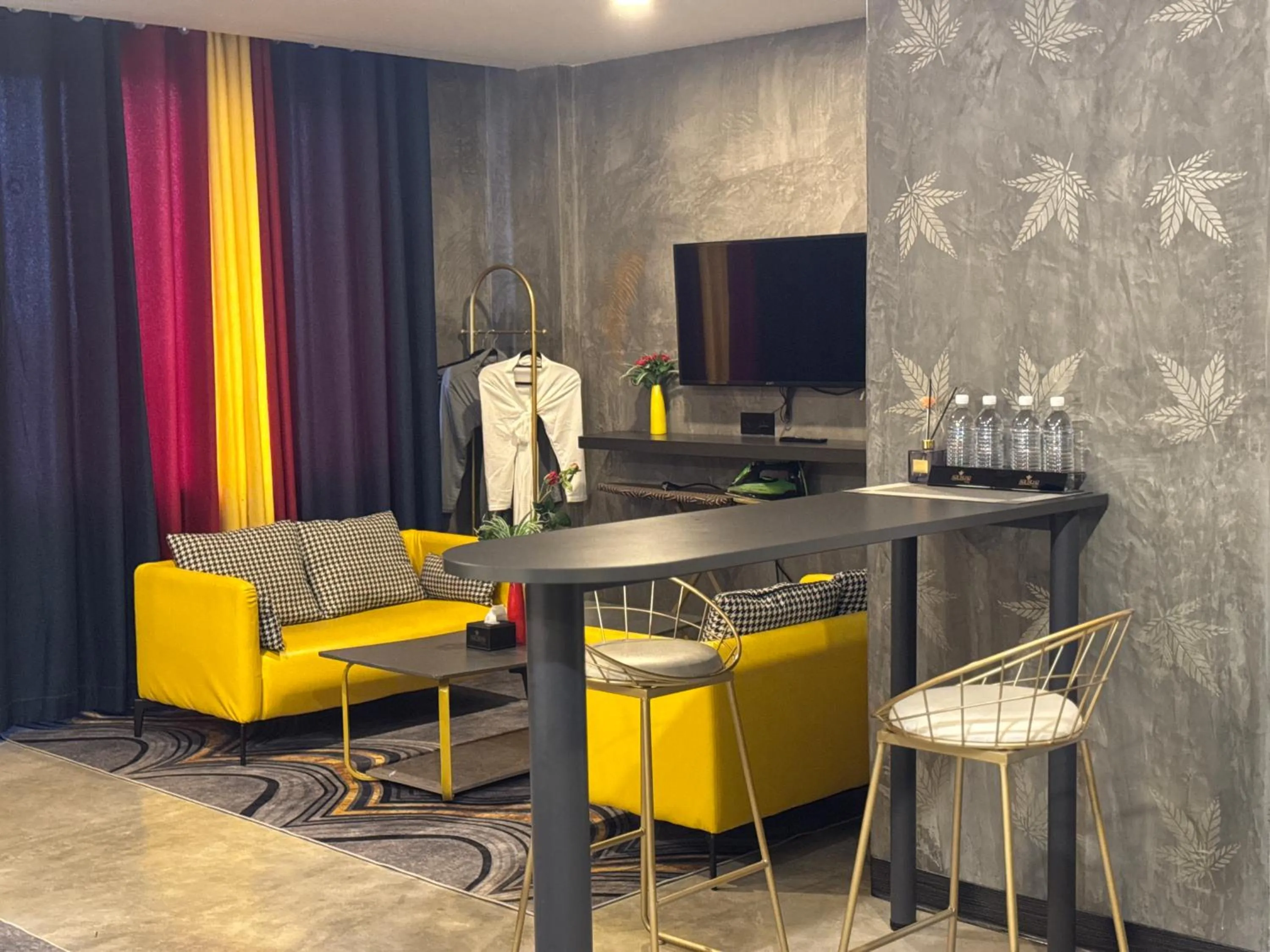 Sri Indar Hotel & Suites