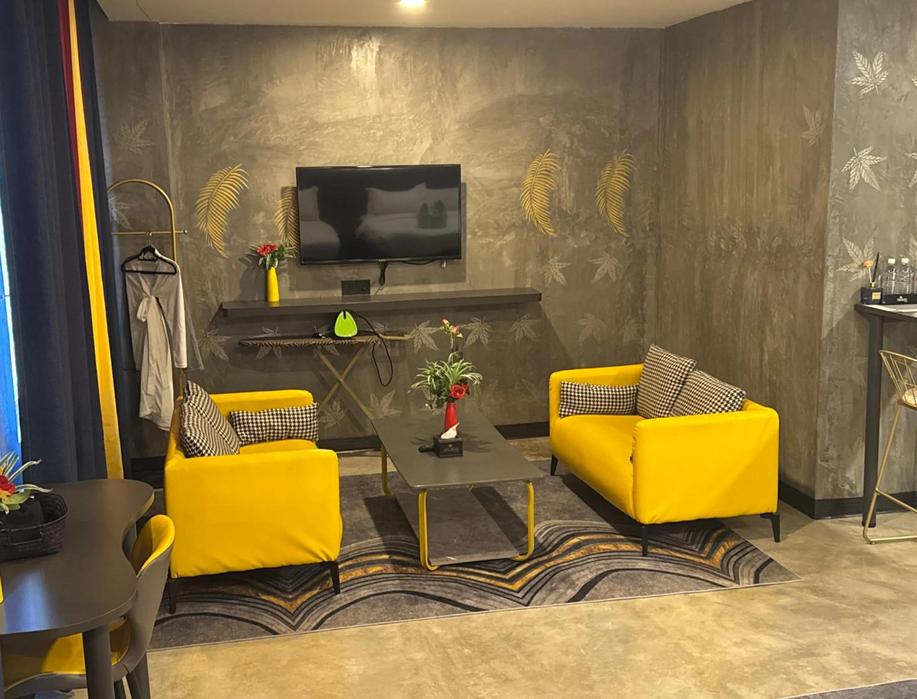 Sri Indar Hotel & Suites