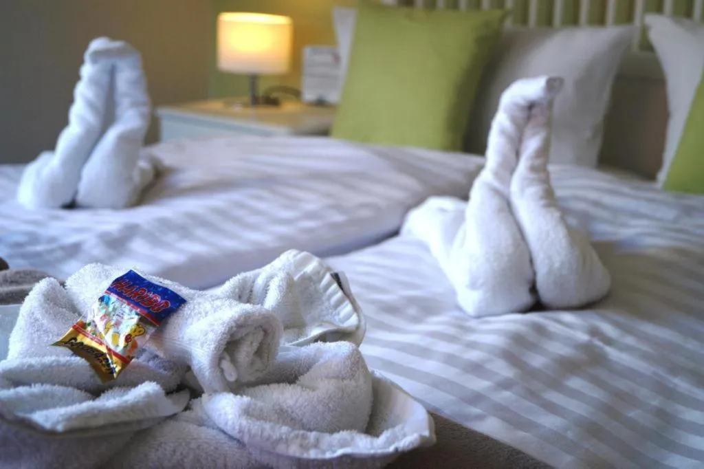 Bed in REGIOHOTEL Aparthotel Wernigerode - #Ferienwohnungen #Familienfreundlich #Harzurlaub #Freeparking