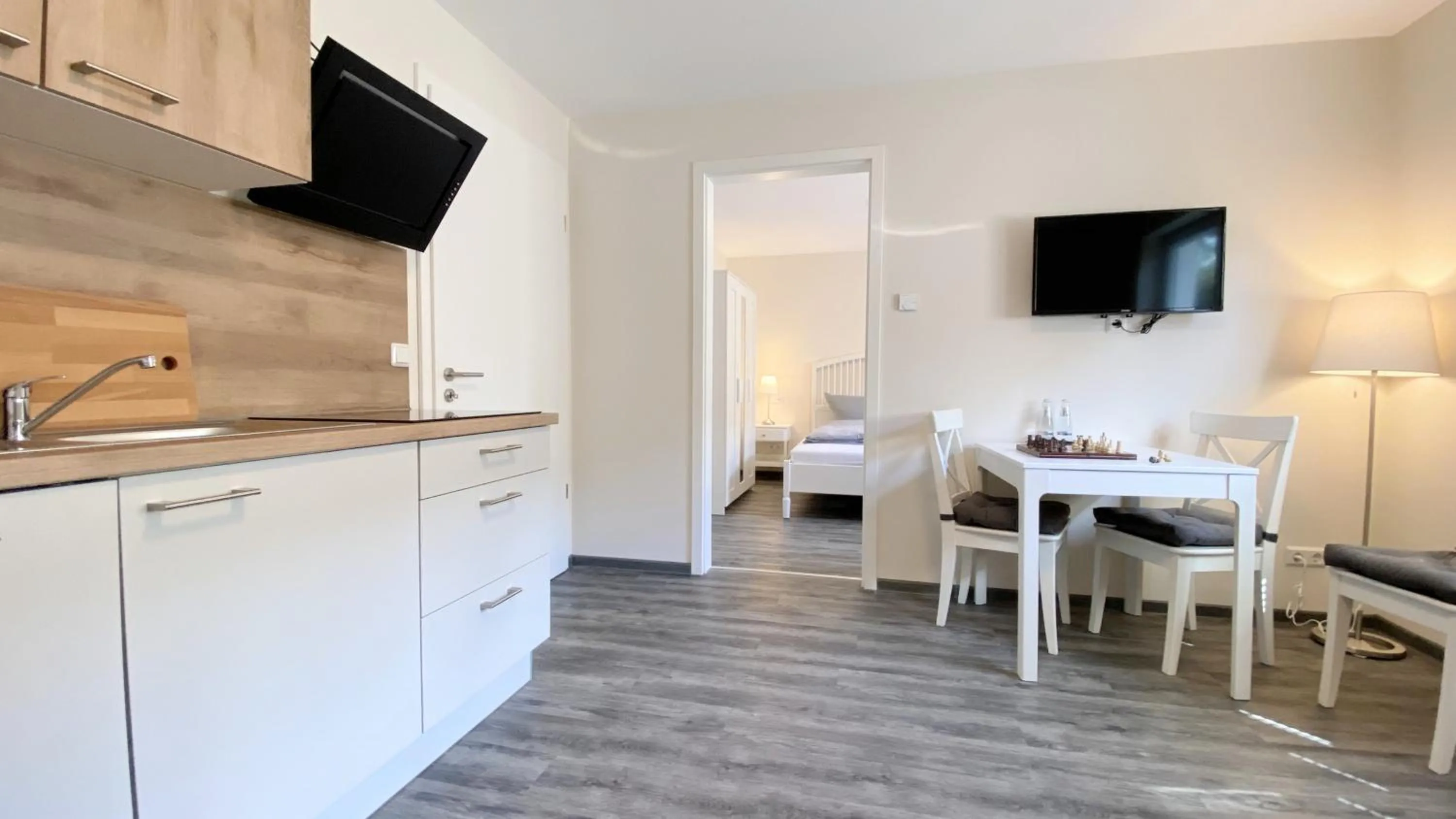 TV and multimedia in REGIOHOTEL Aparthotel Wernigerode - #Ferienwohnungen #Familienfreundlich #Harzurlaub #Freeparking