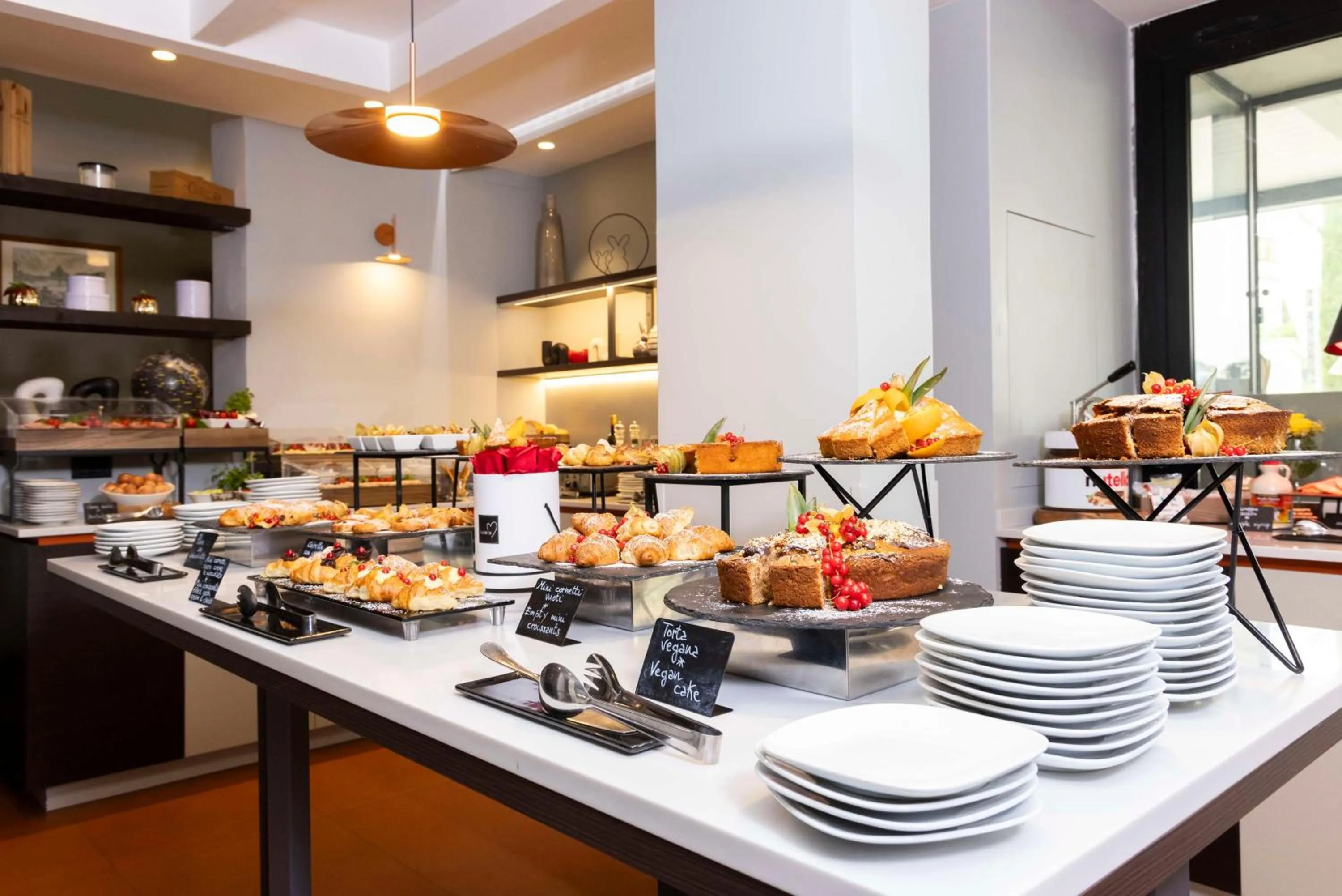 Restaurant/places to eat in Best Western Hotel Rome Airport