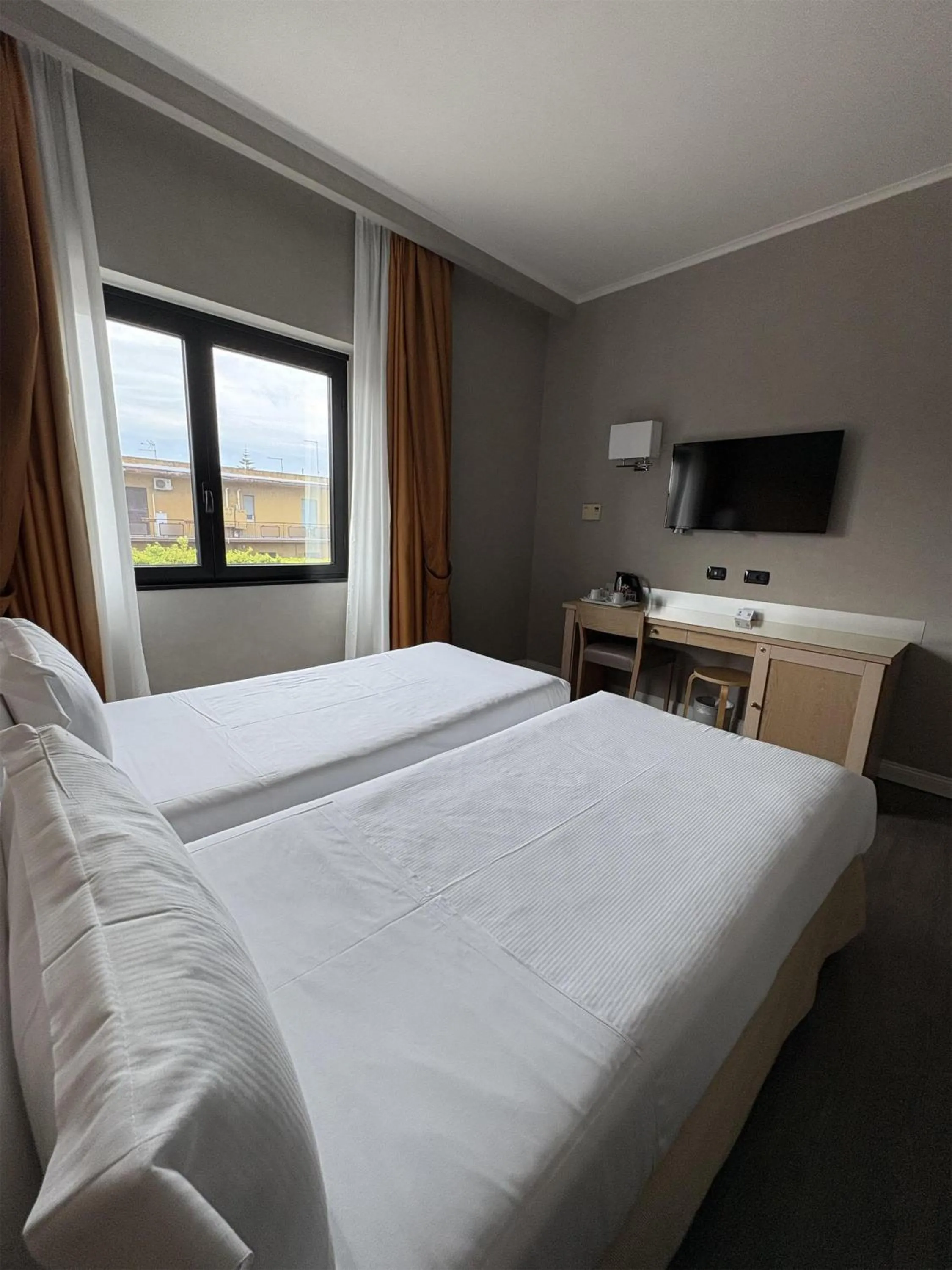 Bedroom, Bed in Best Western Hotel Rome Airport