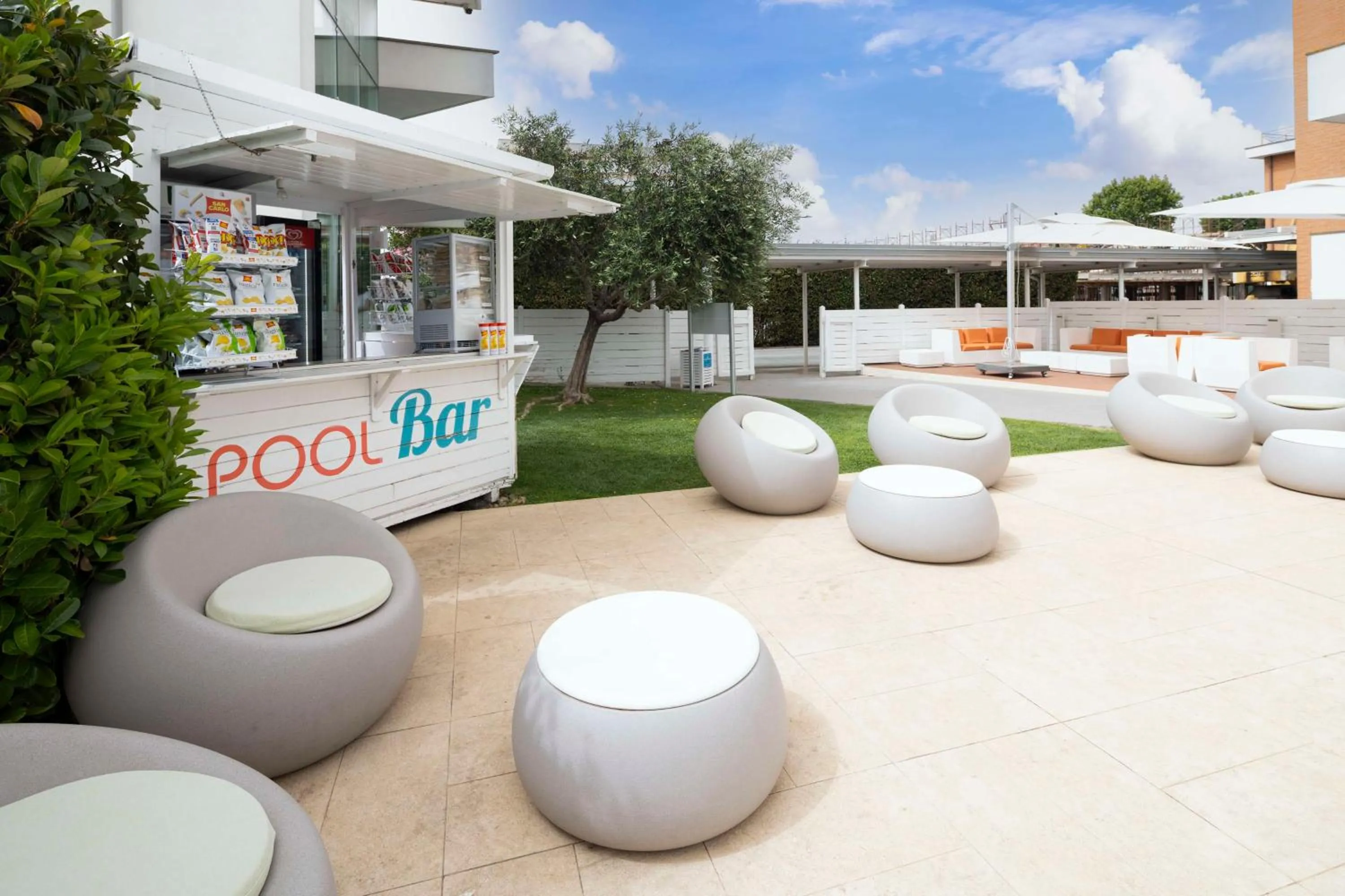 Pool view in Best Western Hotel Rome Airport