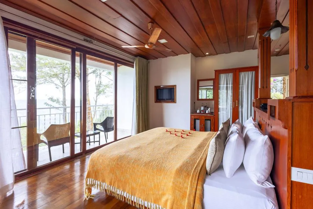 Bed in SpiceTree Munnar