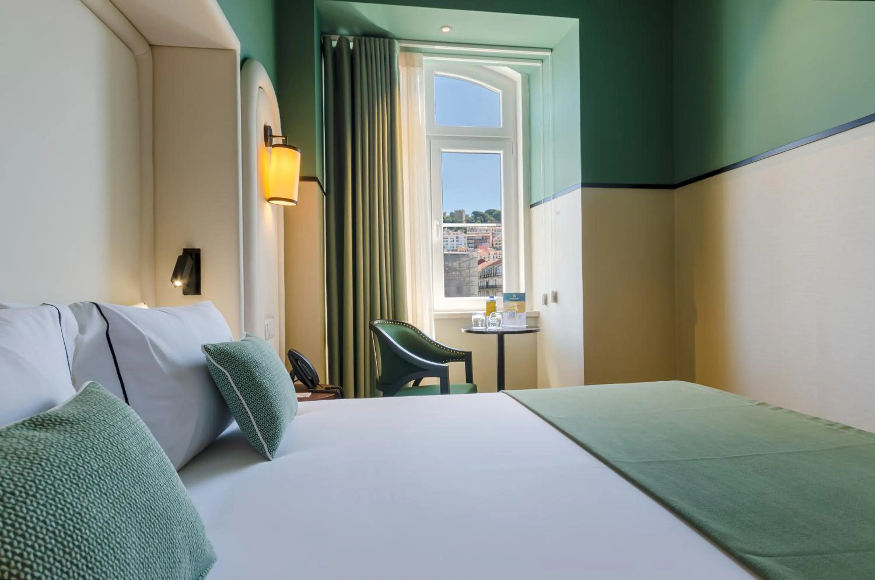 Bedroom, Bed in Nicola Rossio Hotel