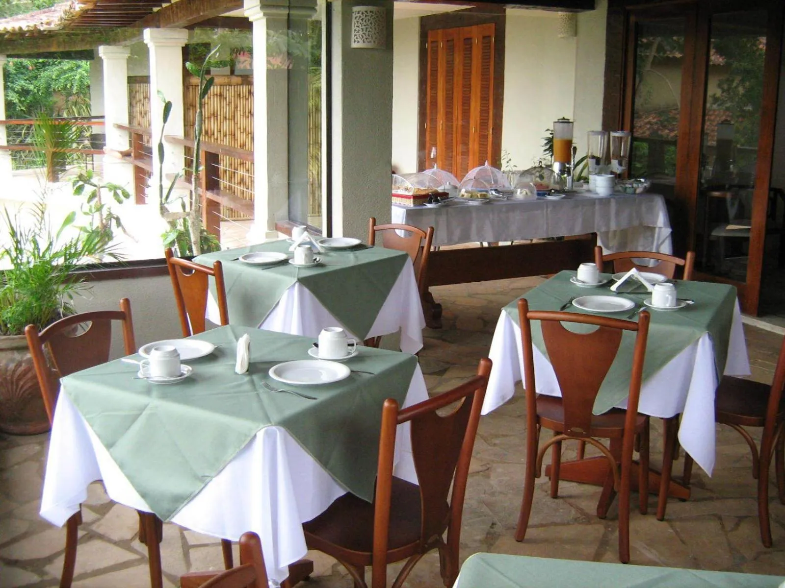 Restaurant/places to eat in Pousada Blue Ocean