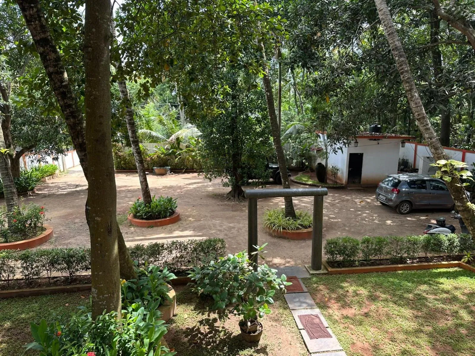 Parking in Vala House