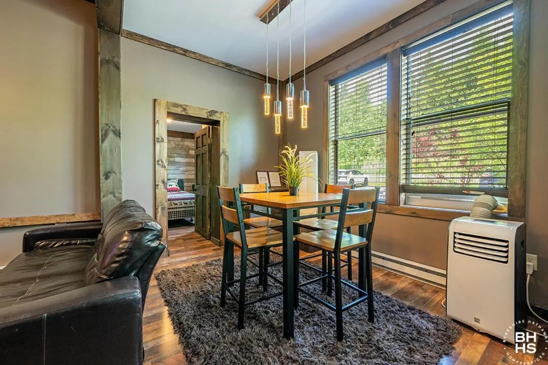 Downhill Lodge Condominium