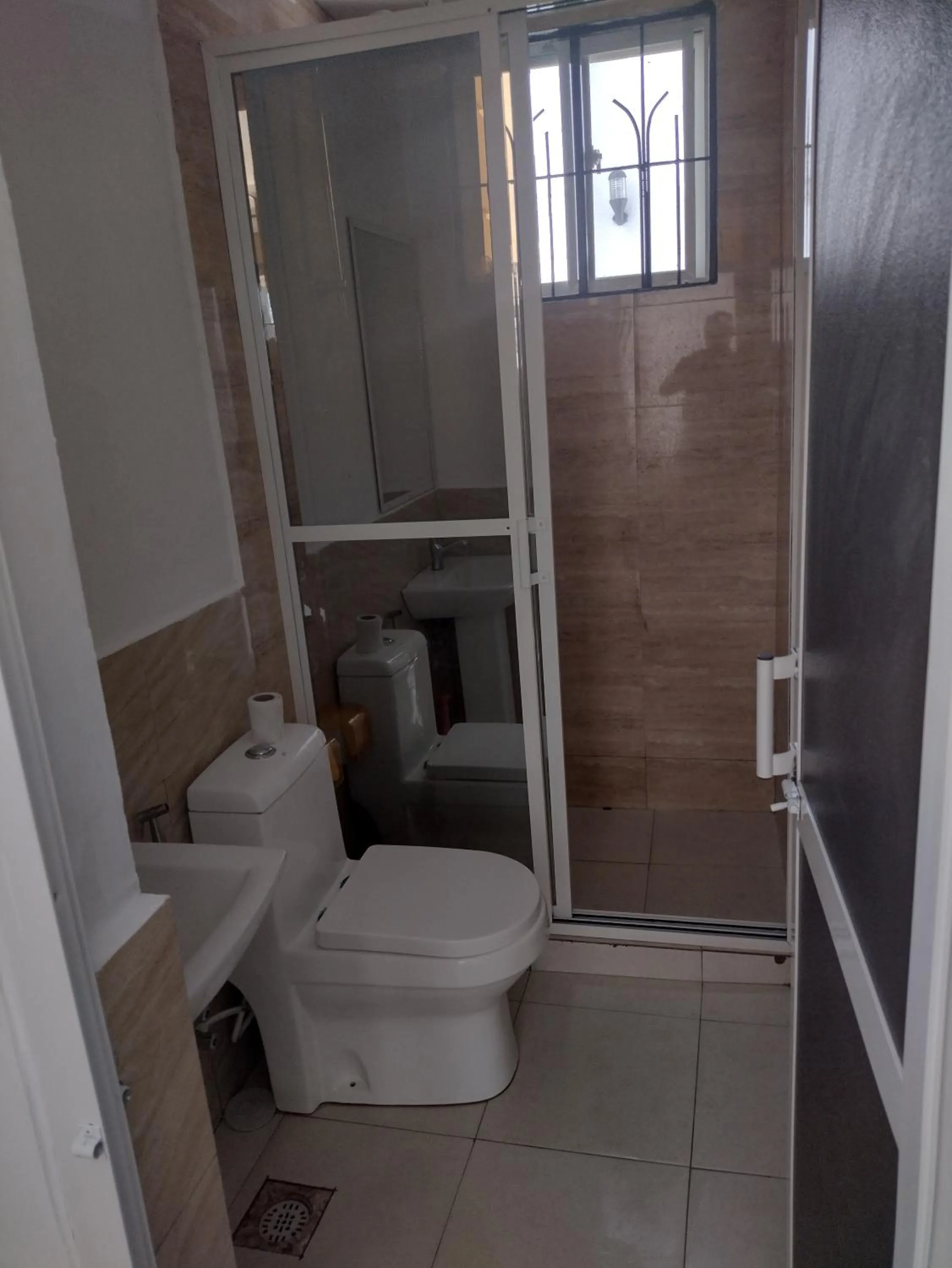 Bathroom in Mkamiti Villa - Airport Hotel with Free Shuttle