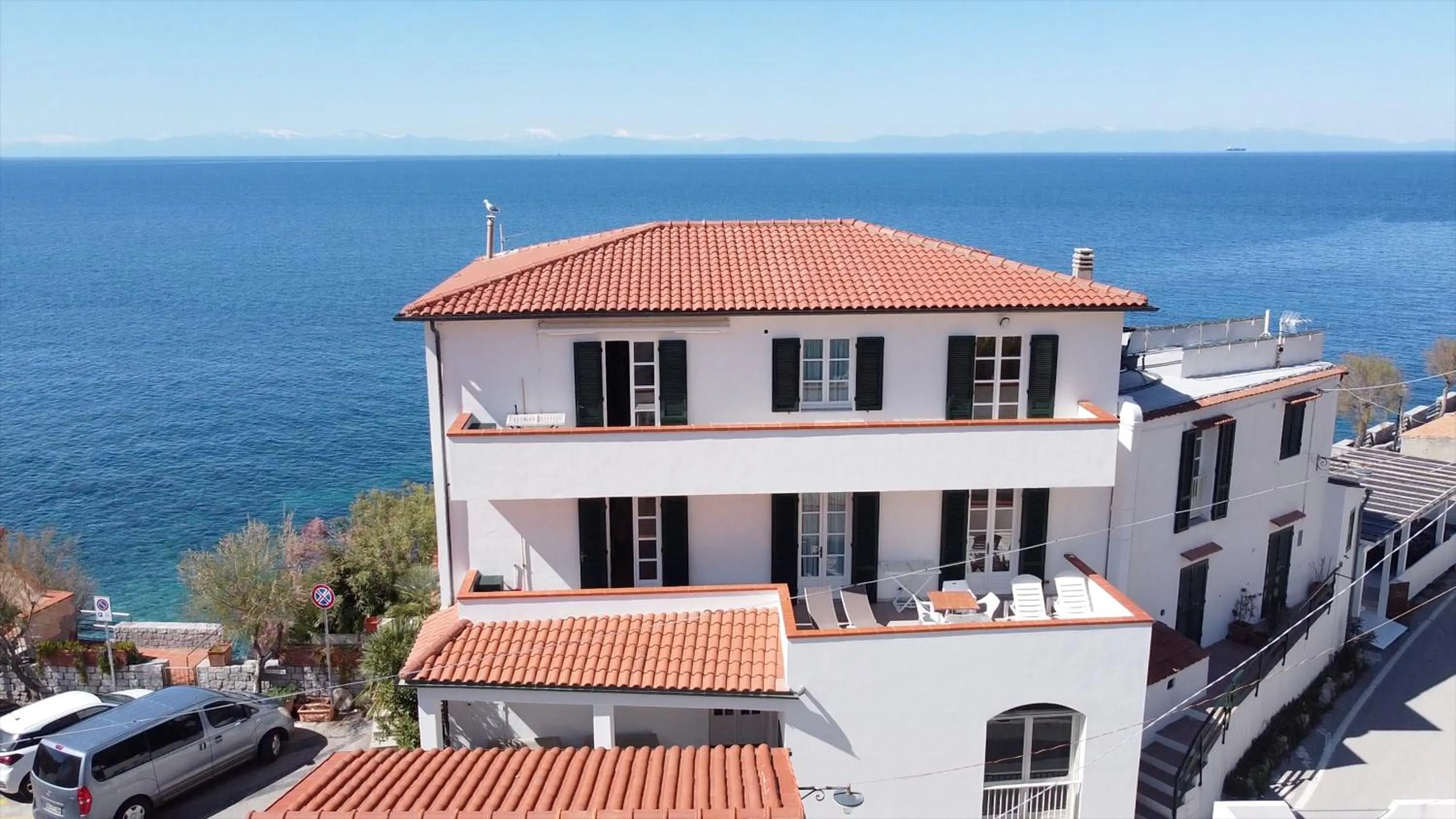 Property building in Appartamenti - Villa Mare