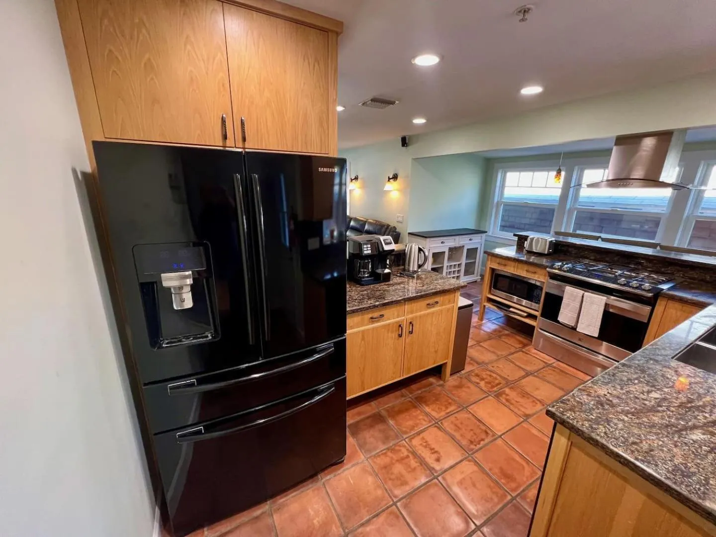 Catalina 3 bedrooms with Hot Tub & Golf Cart