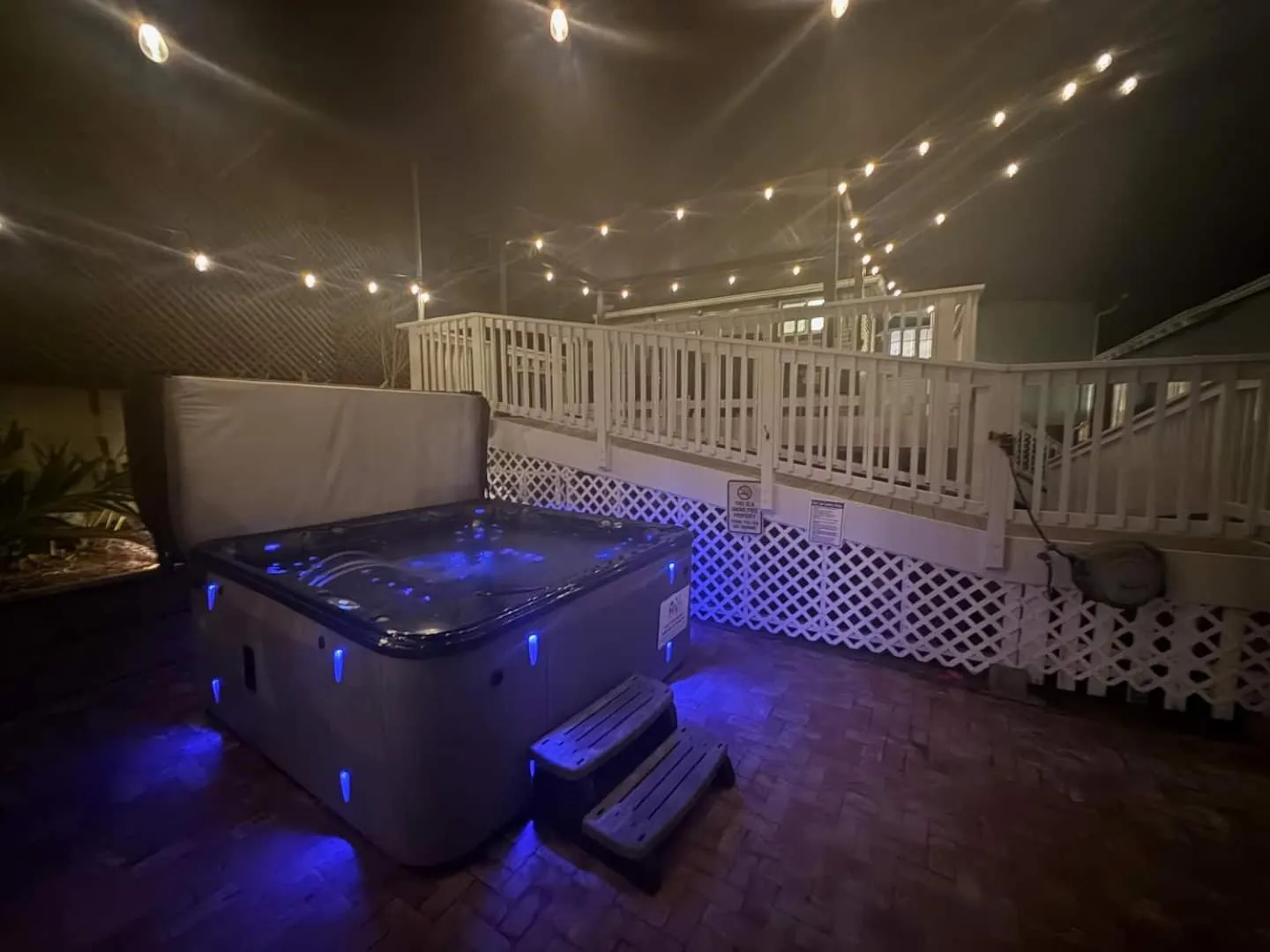 Catalina 3 bedrooms with Hot Tub & Golf Cart