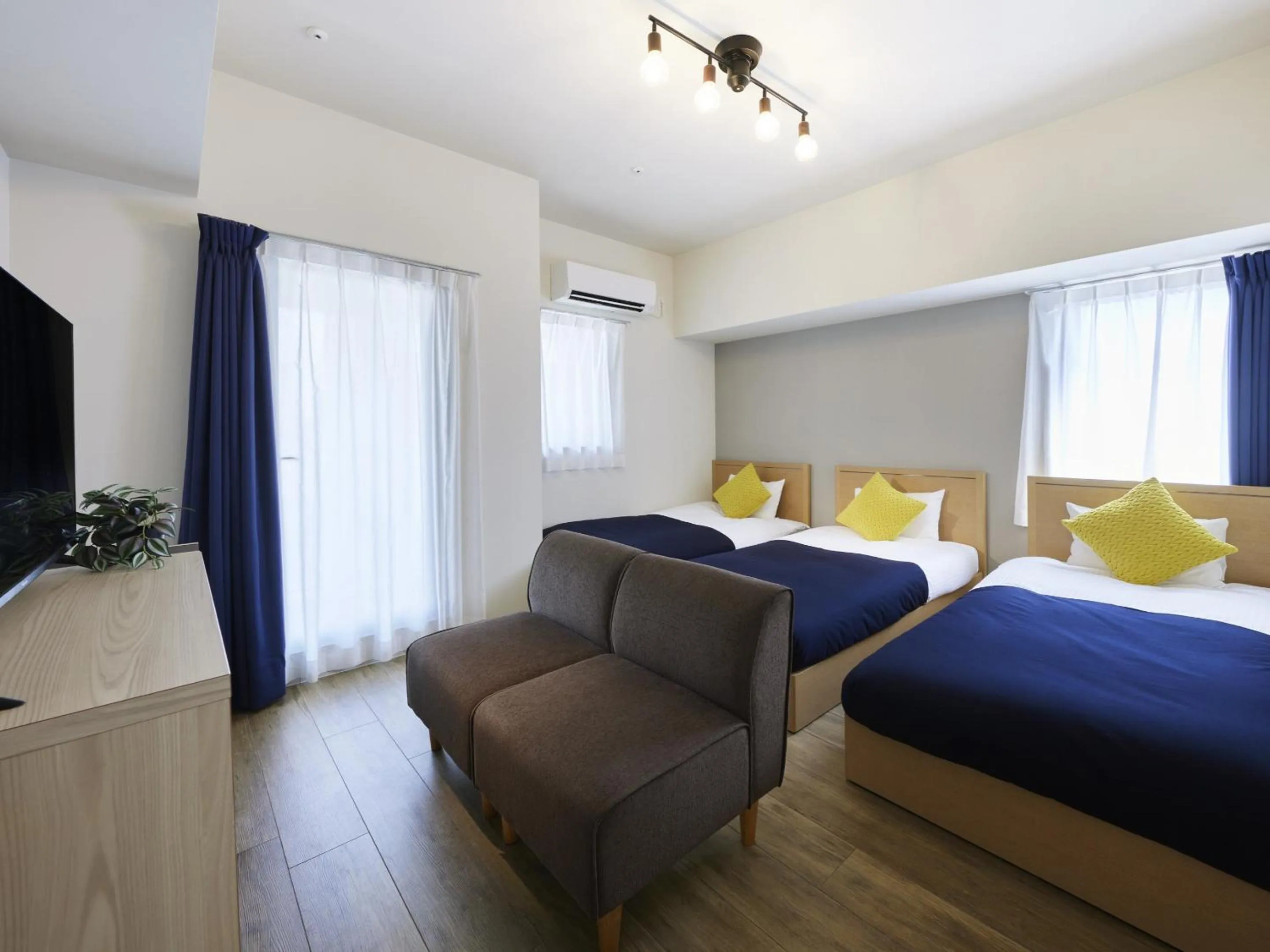 Bed in Minn Umeda East