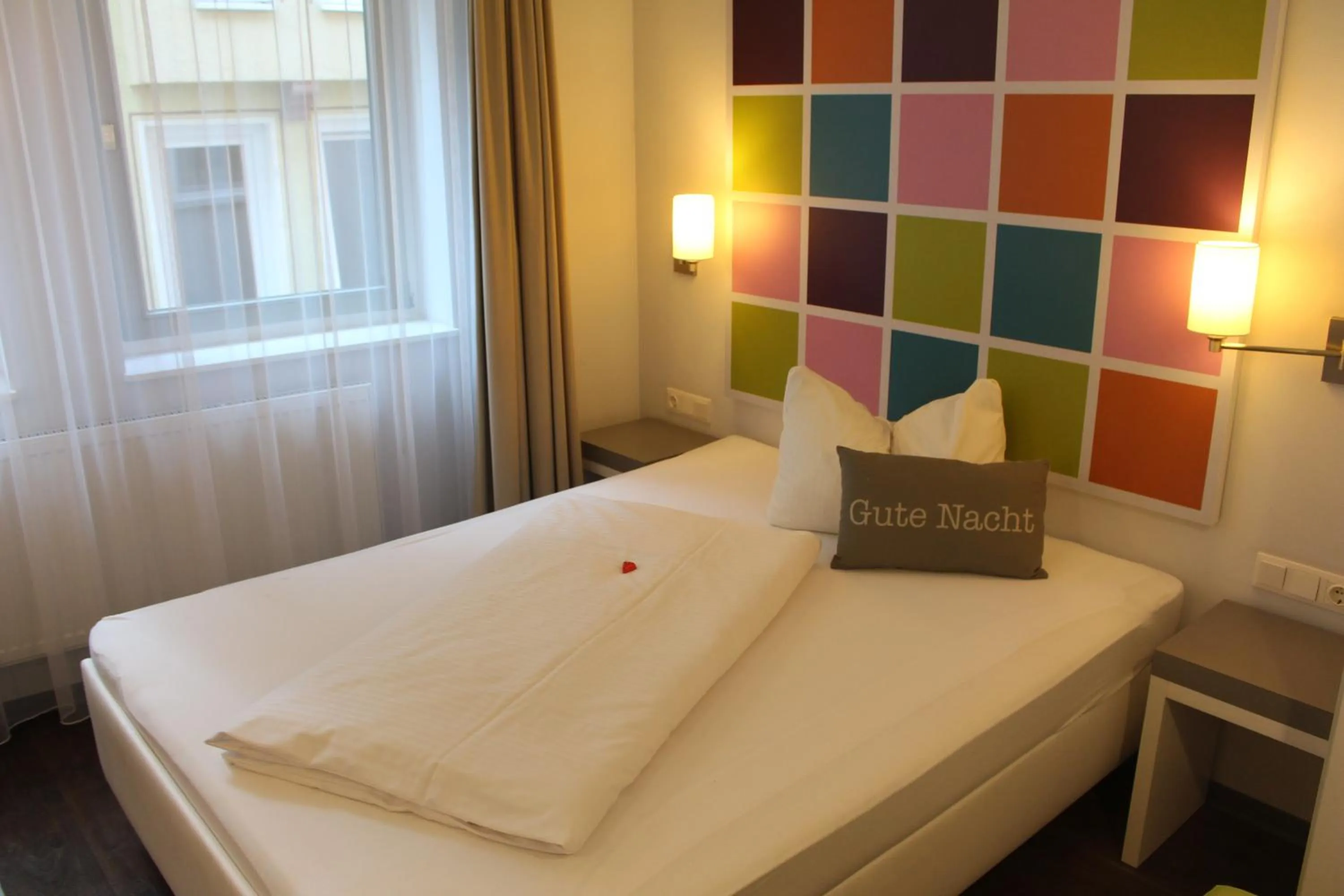 Photo of the whole room, Bed in Altstadt Hotel Baunachshof