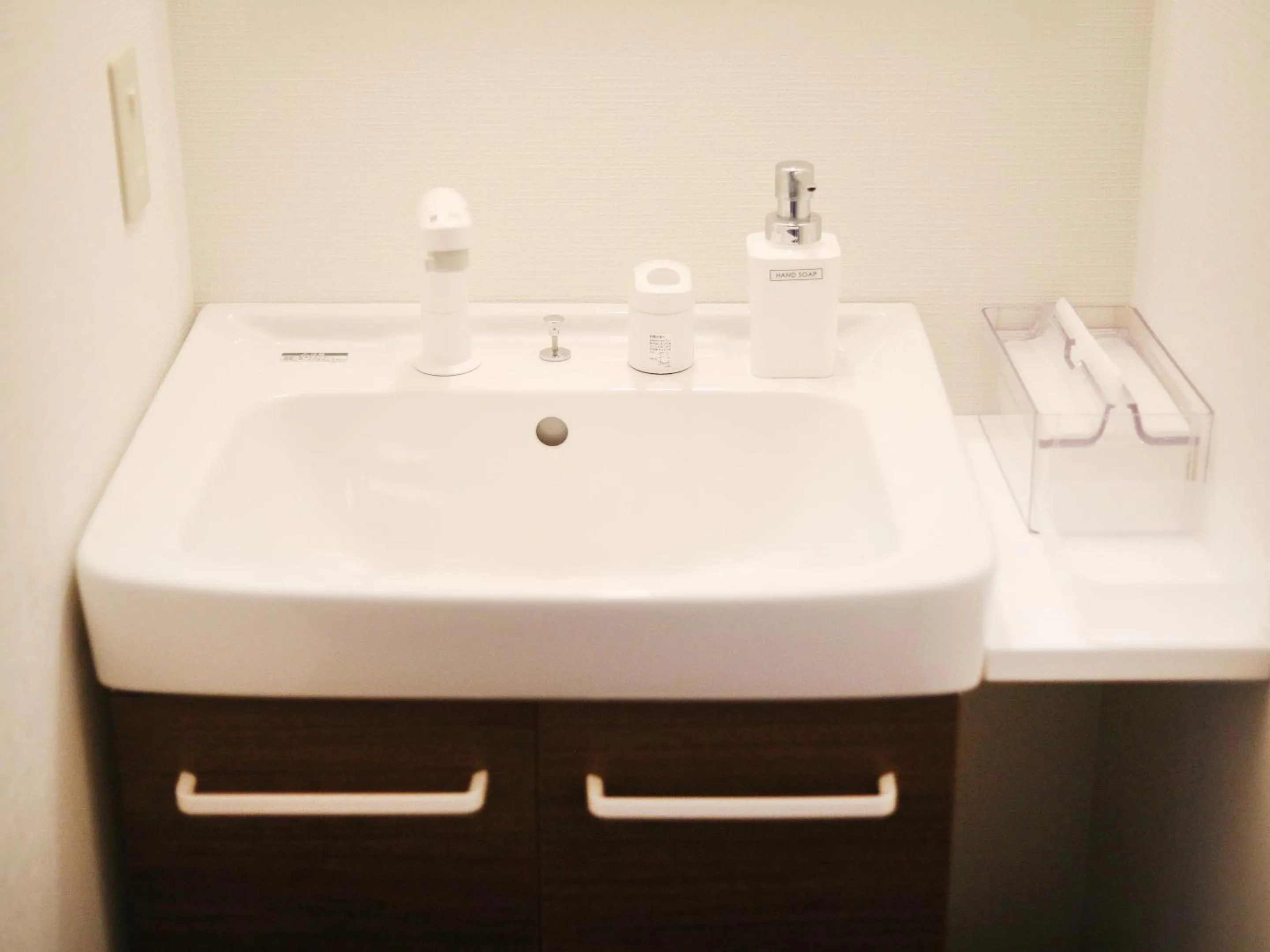 Area and facilities in RONENAI BASE