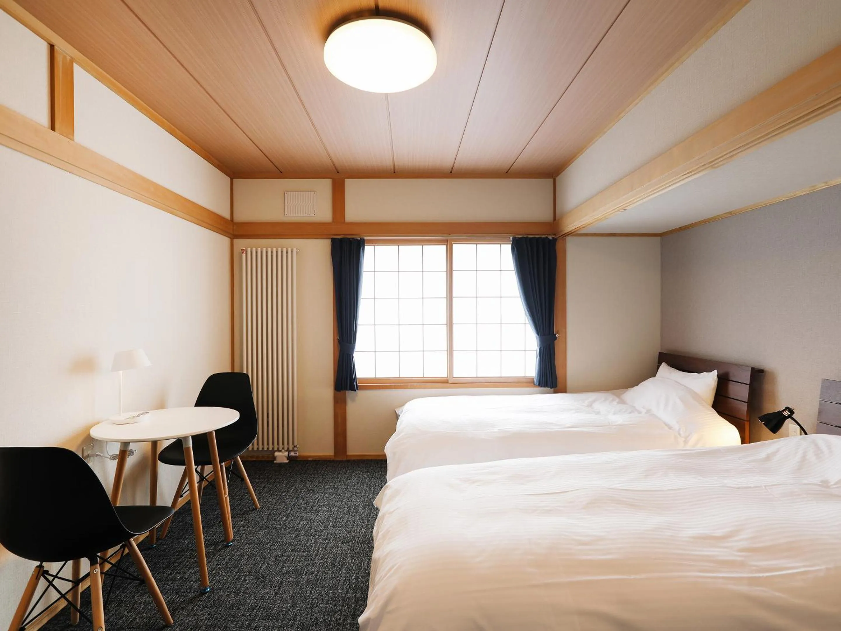 Photo of the whole room, Bed in RONENAI BASE