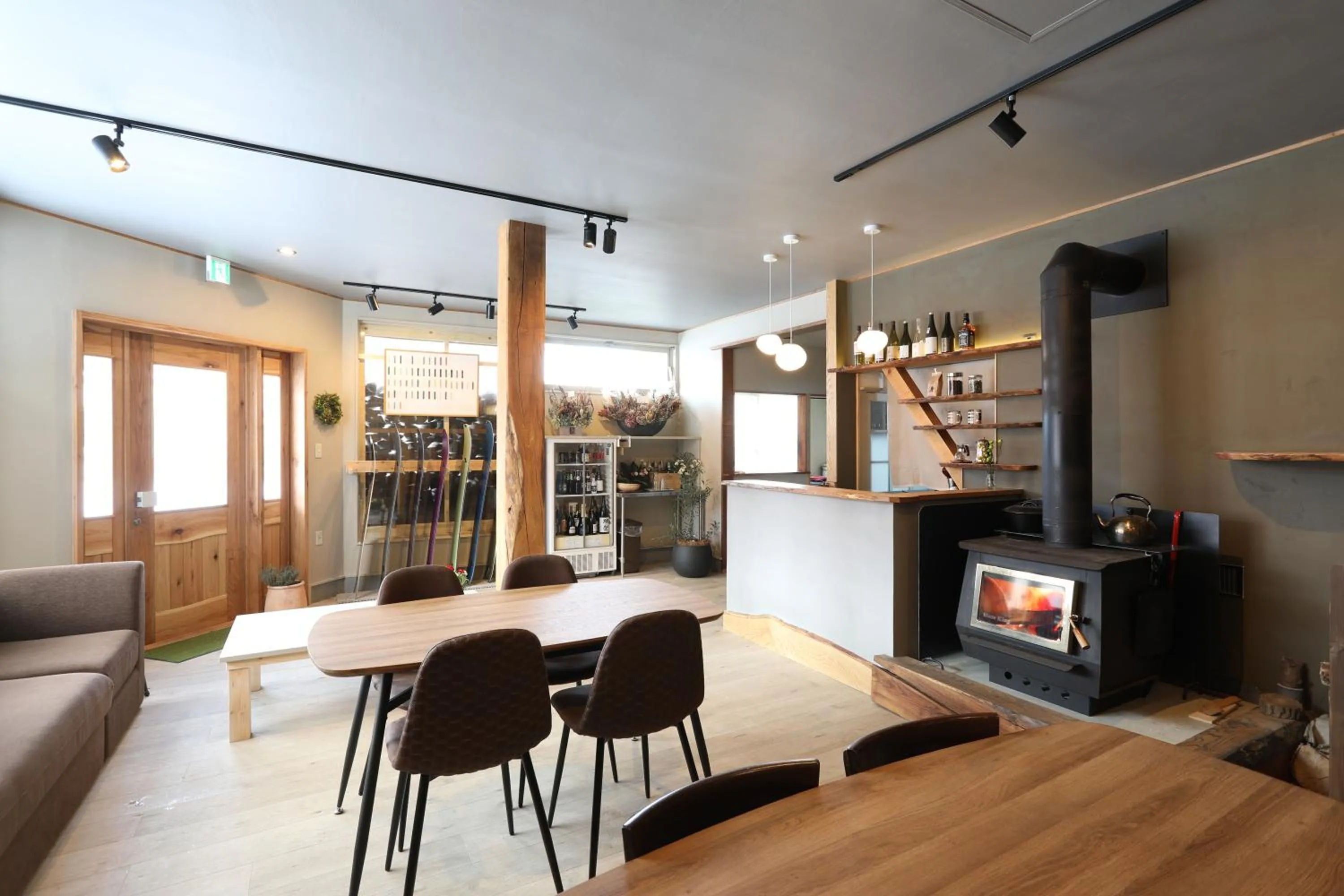 Lounge or bar in RONENAI BASE