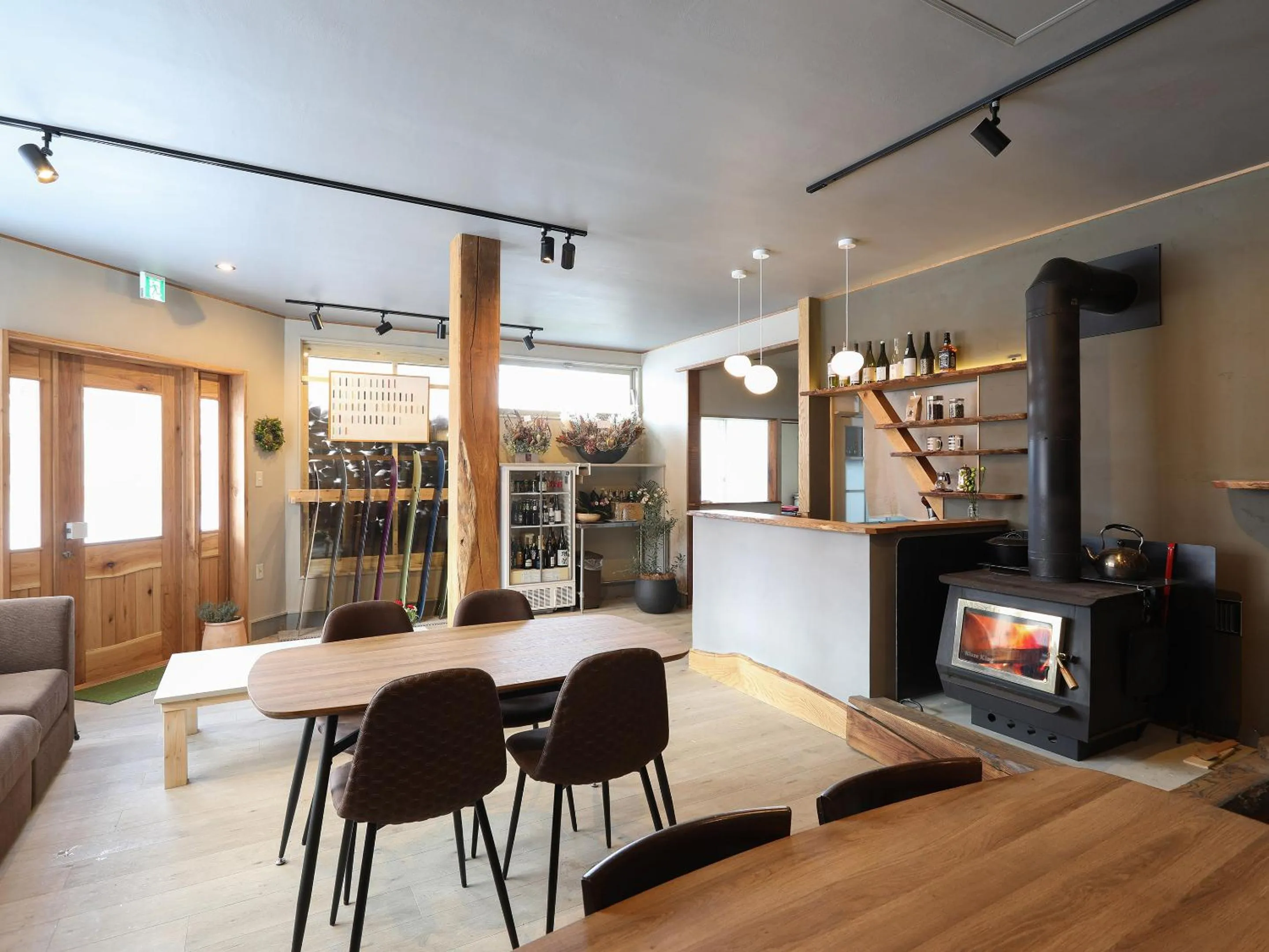 Lounge or bar in RONENAI BASE