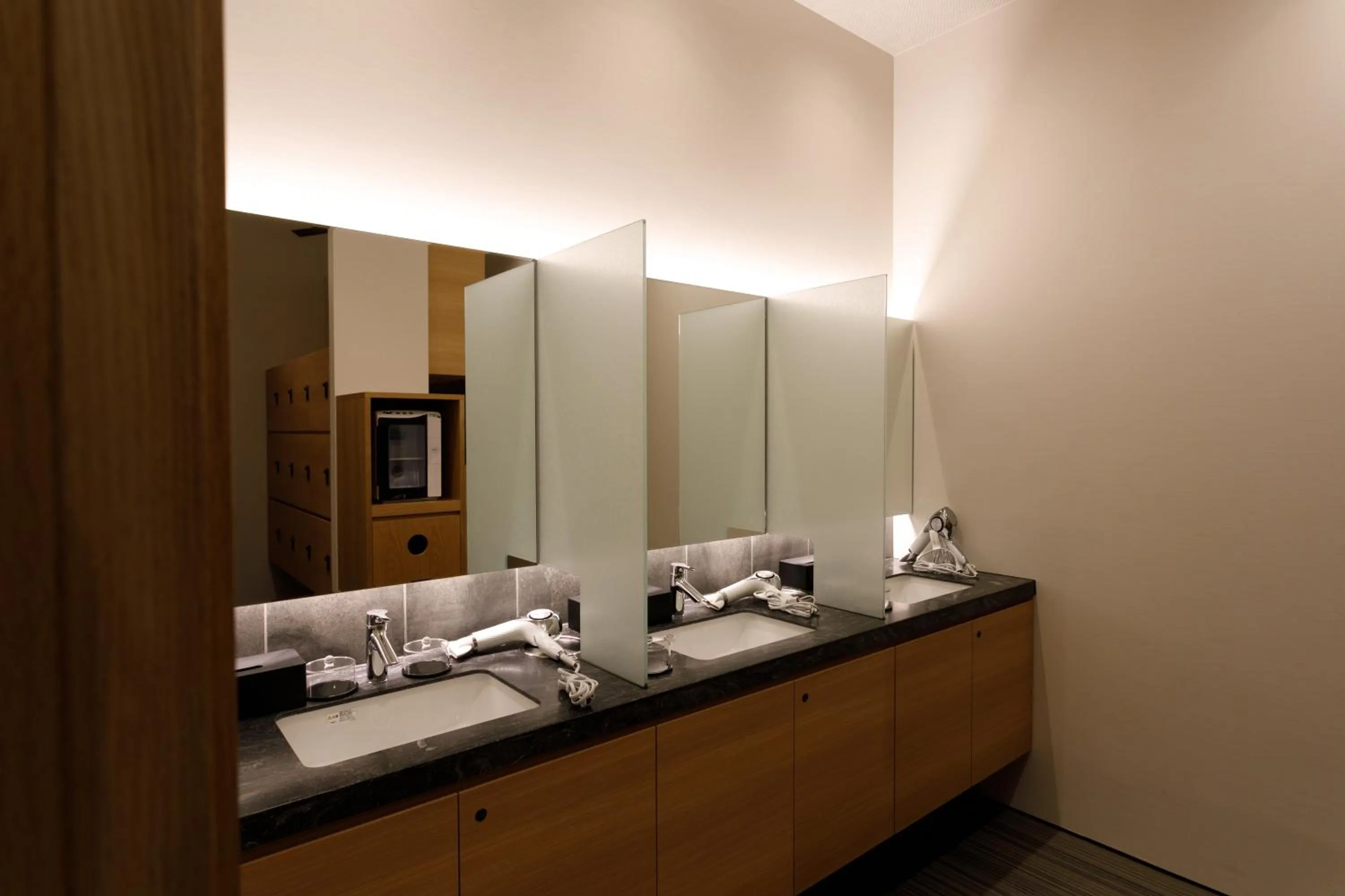 Hot Spring Bath, Bed in Tokachigawa Moor Onsen Seijyakubow