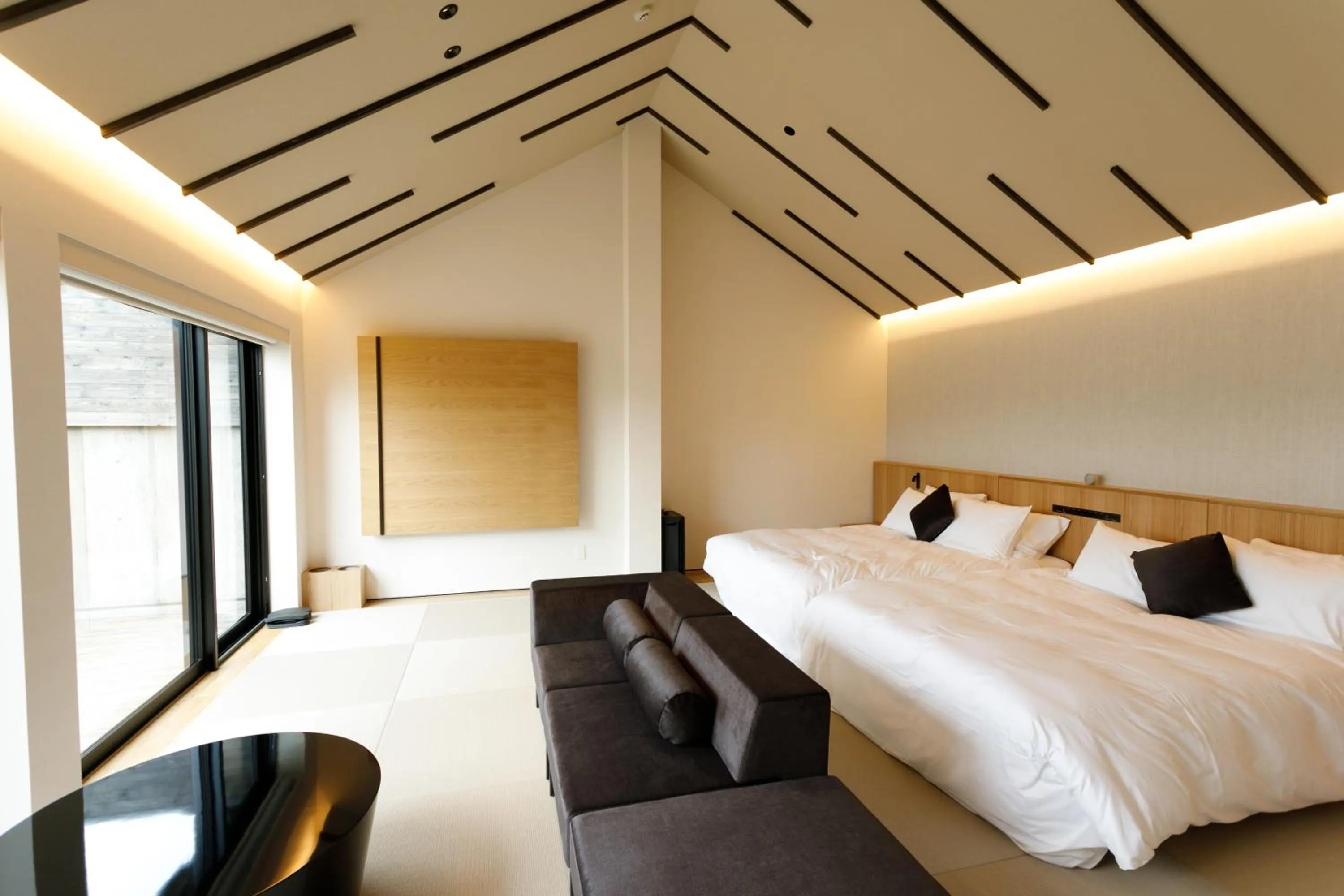 Photo of the whole room, Bed in Tokachigawa Moor Onsen Seijyakubow