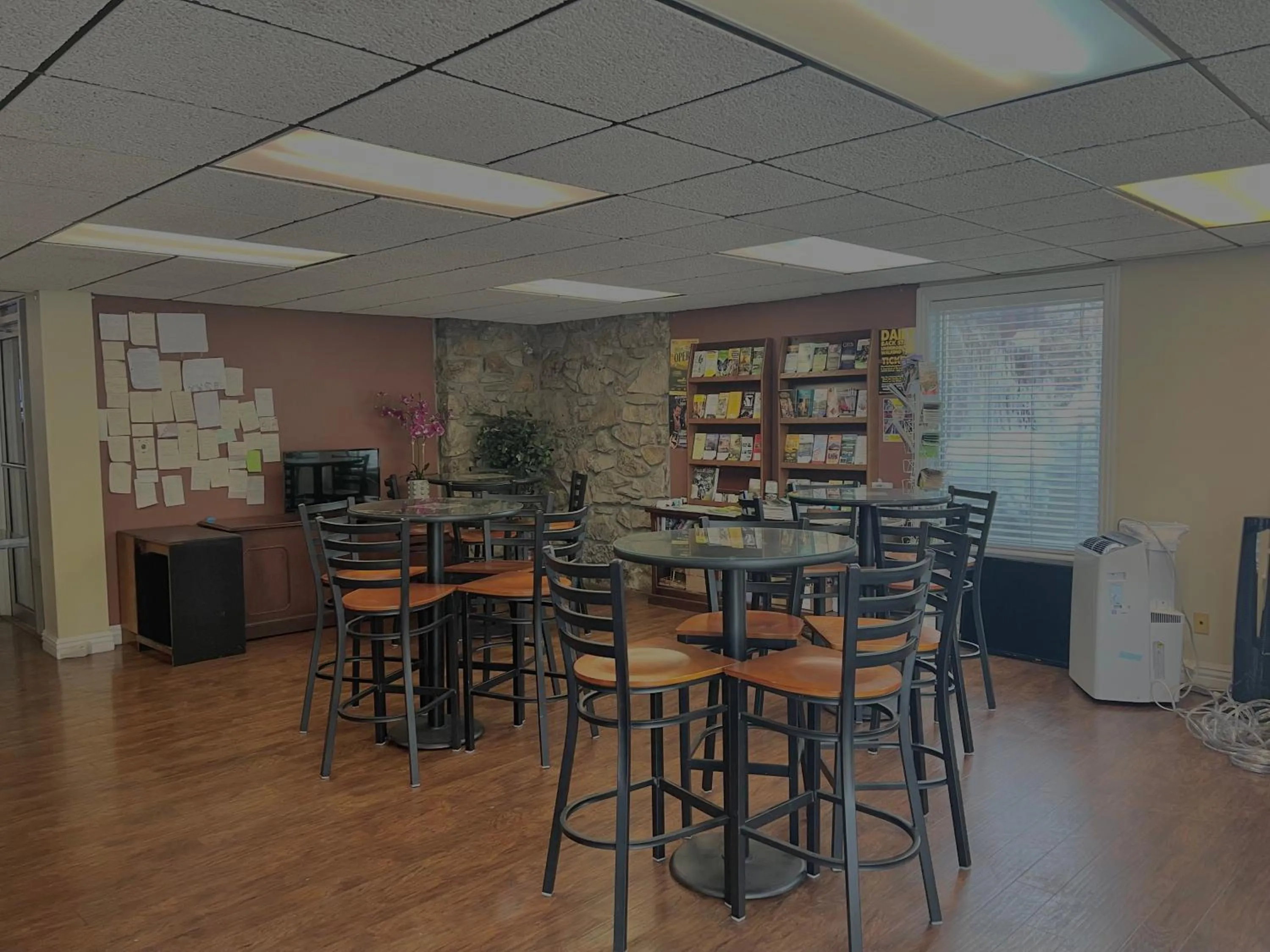 Lobby or reception in Eureka Springs Heritage Motel