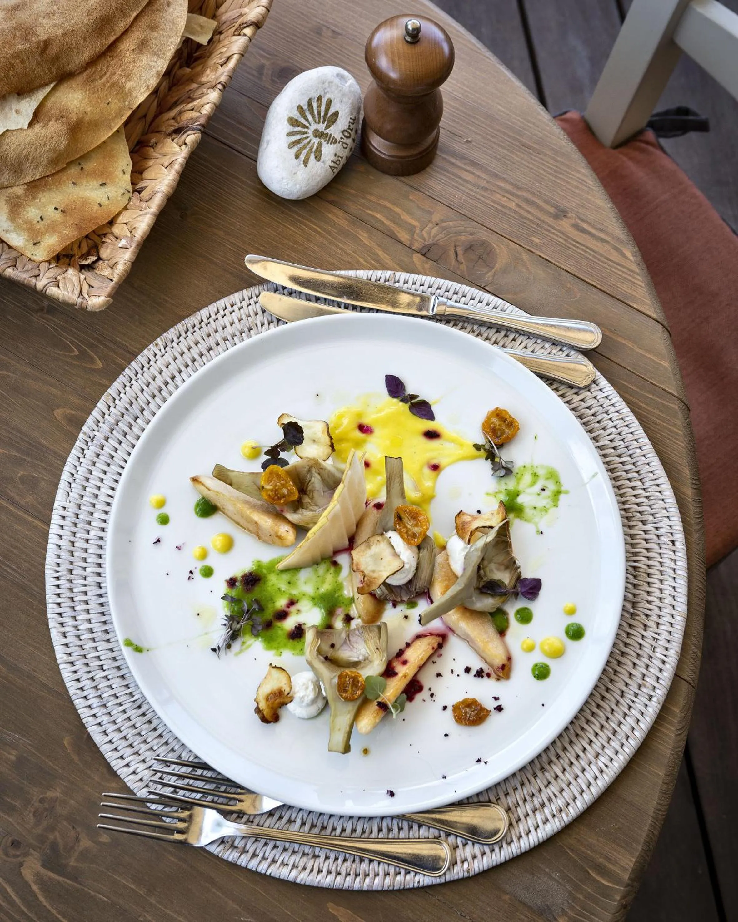 Restaurant/places to eat in Hotel Abi d'Oru