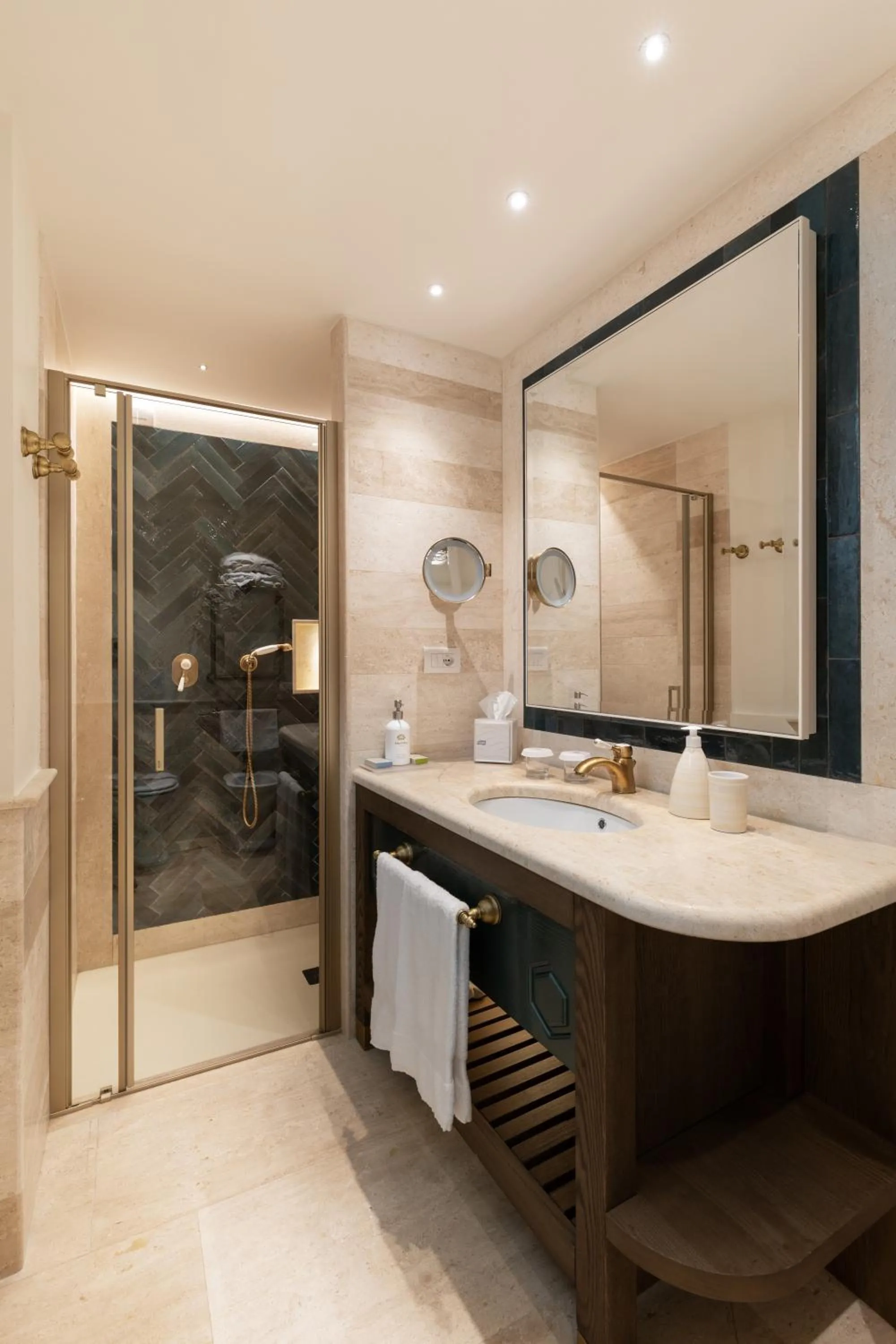 Bathroom in Hotel Abi d'Oru