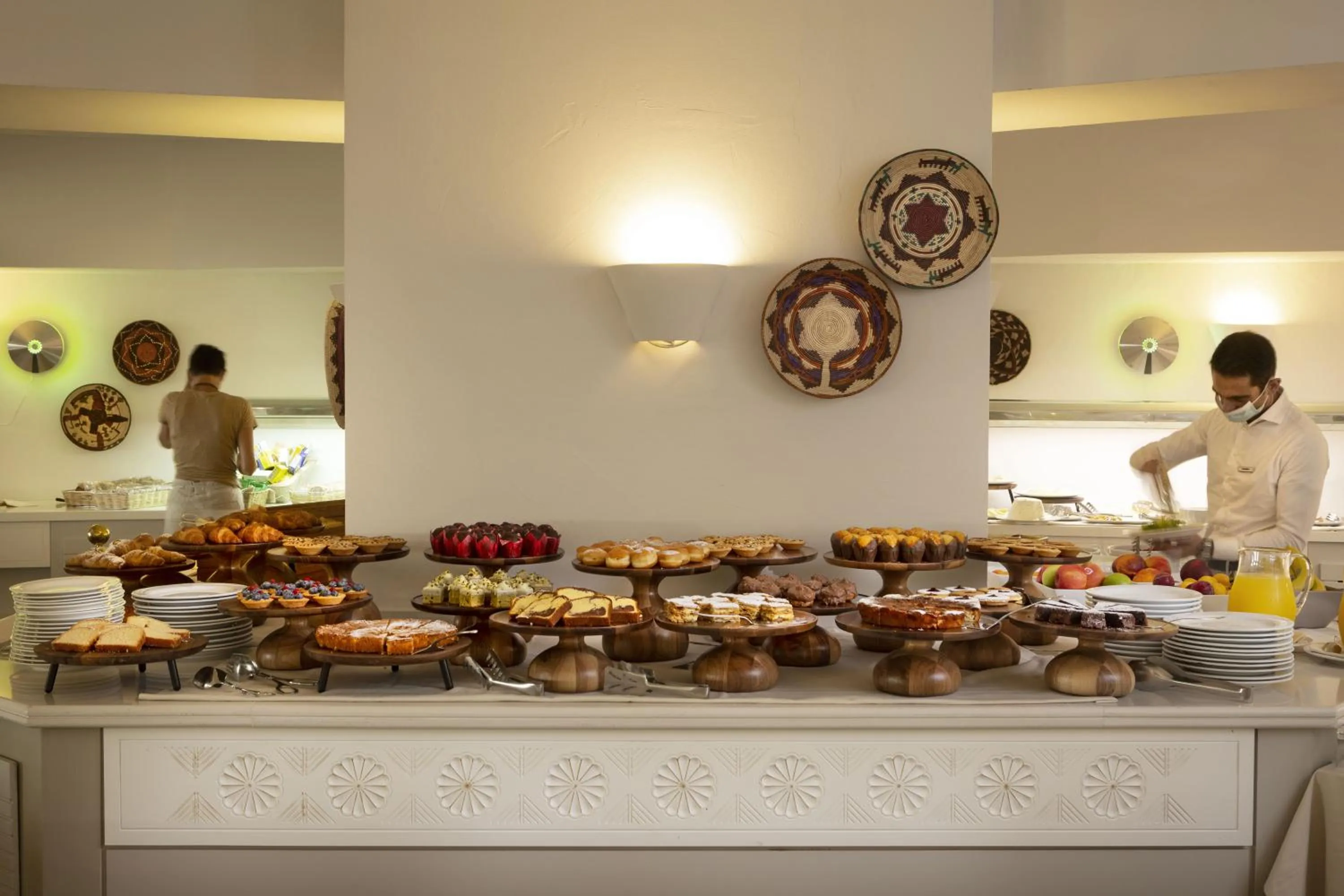 Buffet breakfast in Hotel Abi d'Oru