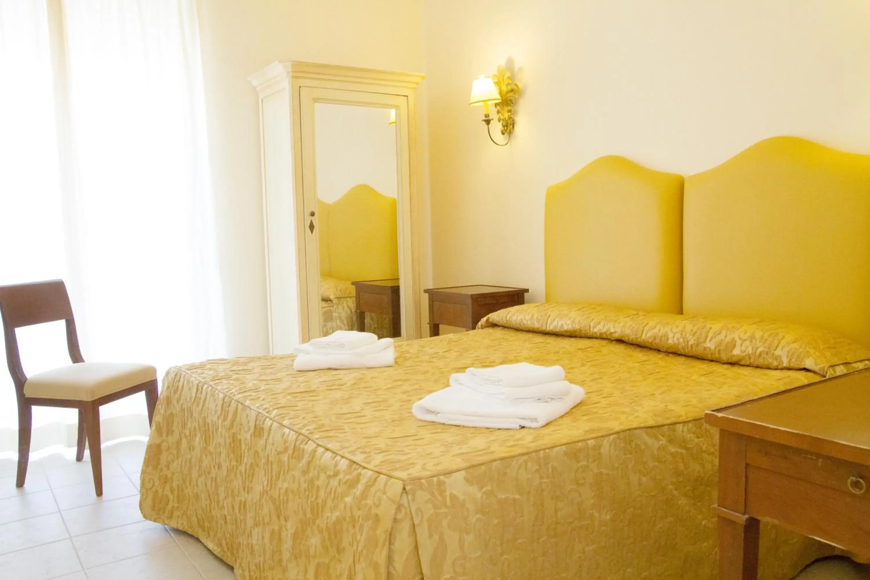 Double or Twin Room with View in Hotel Lanzillotta Double or Twin Room with View in Hotel Lanzillotta