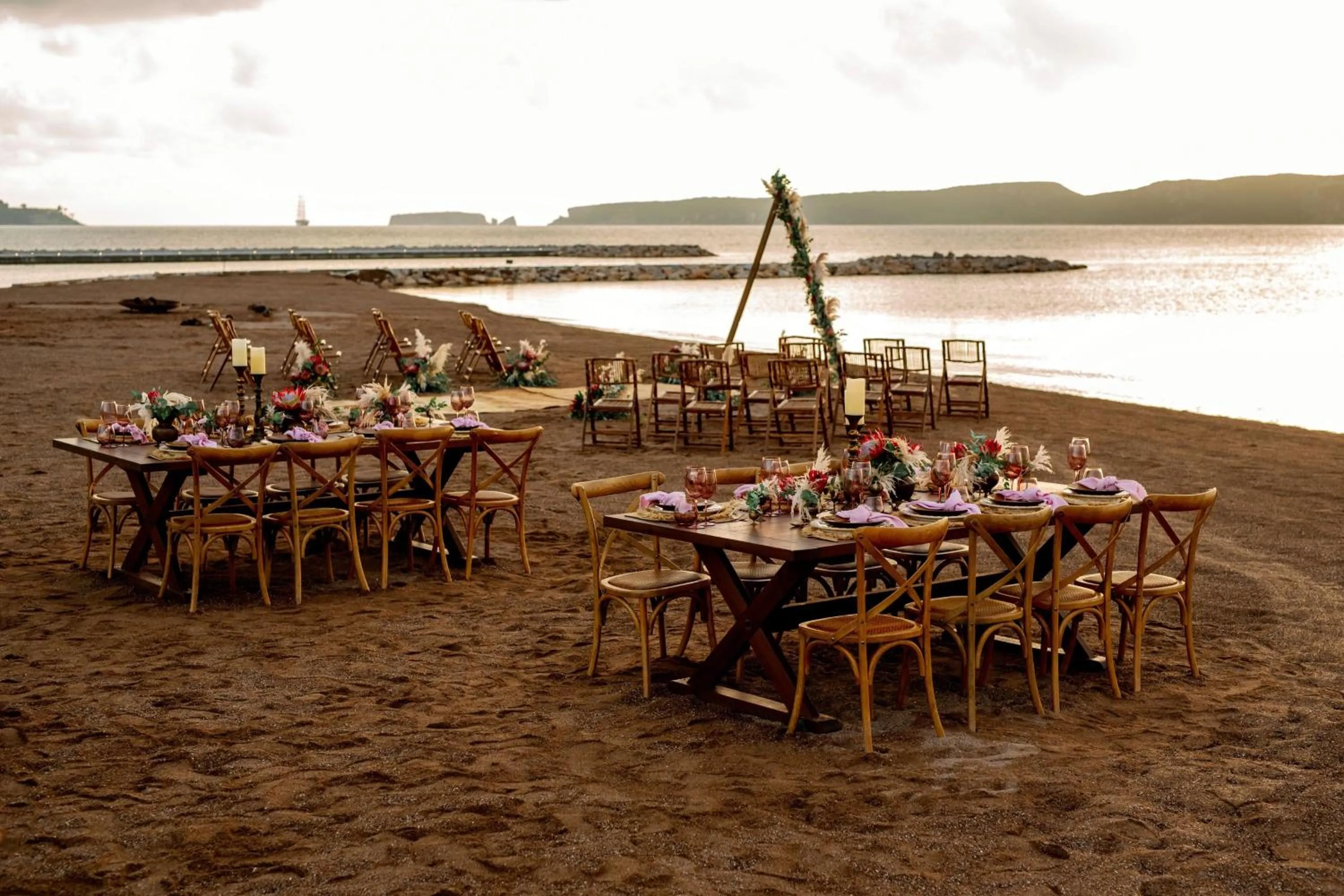 Beach in W Costa Navarino