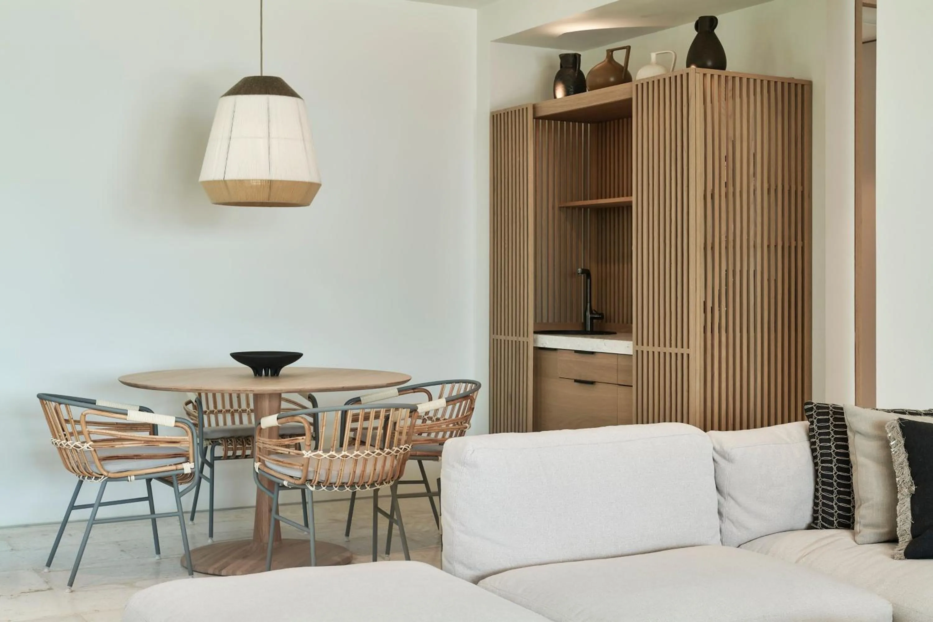 Beach in W Costa Navarino