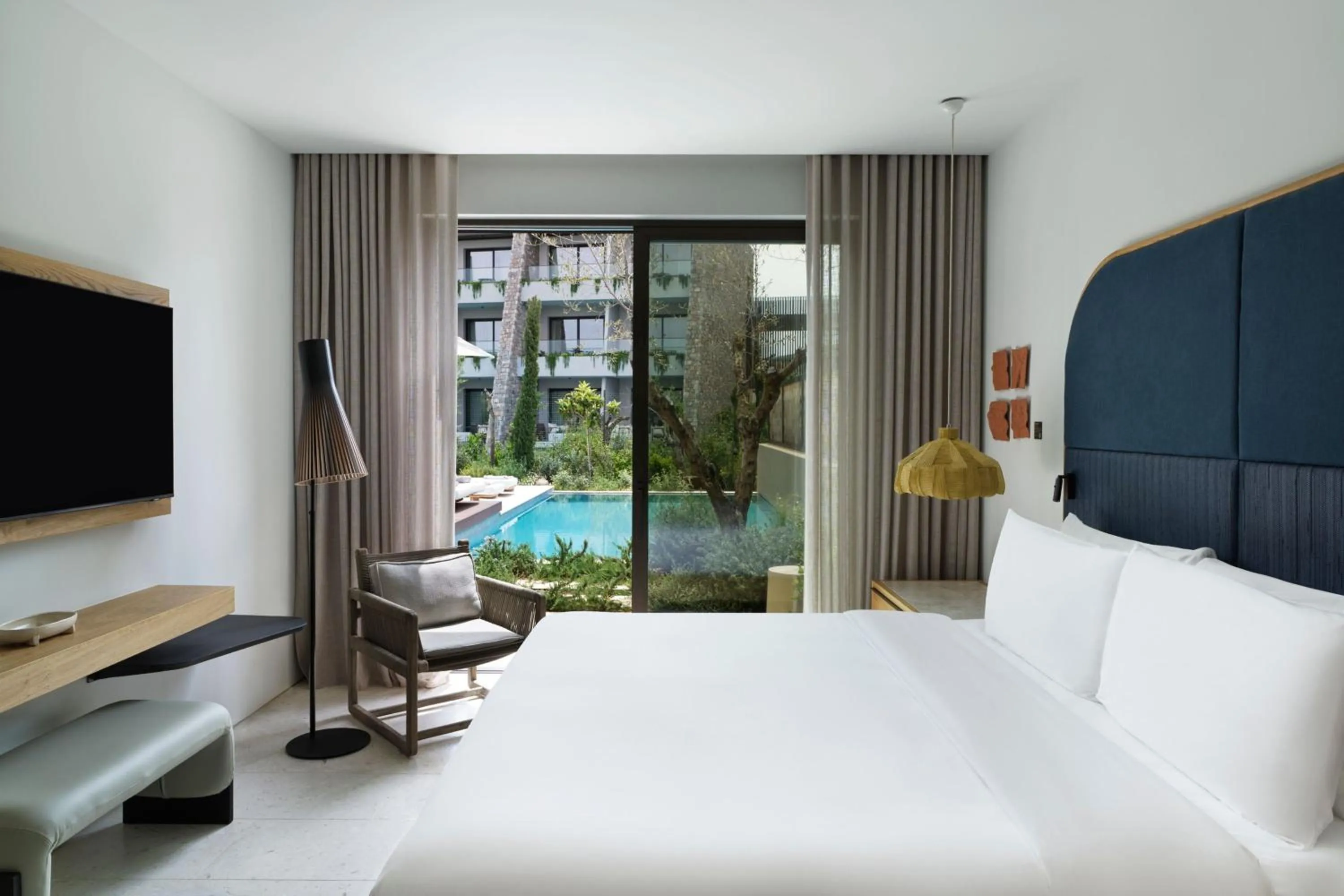 Bedroom, Bed in W Costa Navarino