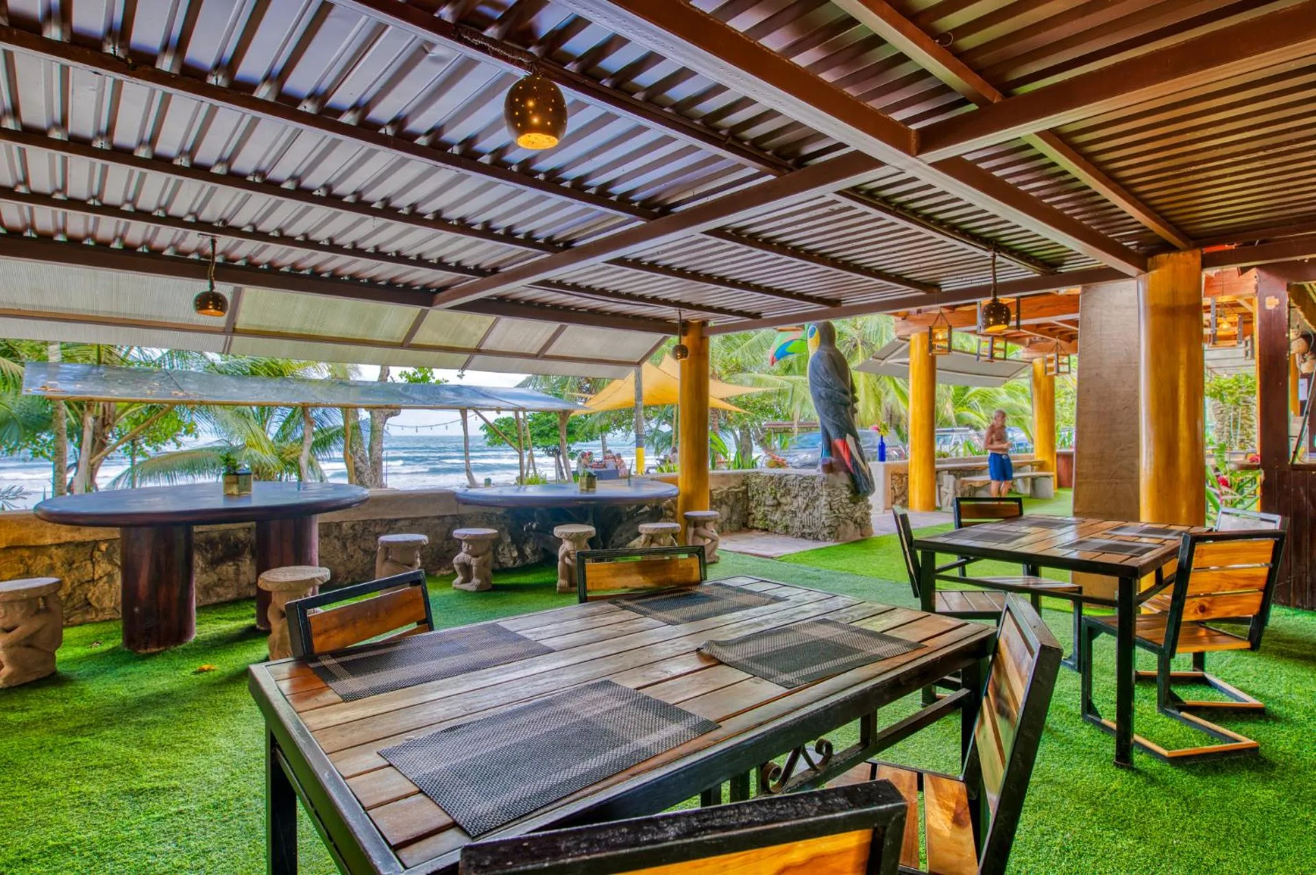 Lounge or bar in Atlantida Lodge Cahuita