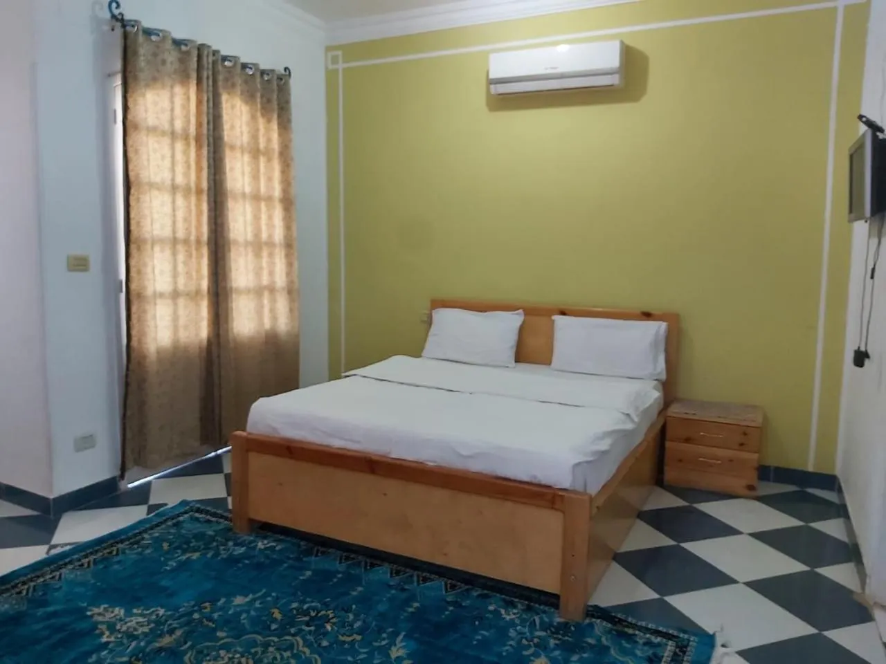 Bed in Orient star hotel luxor