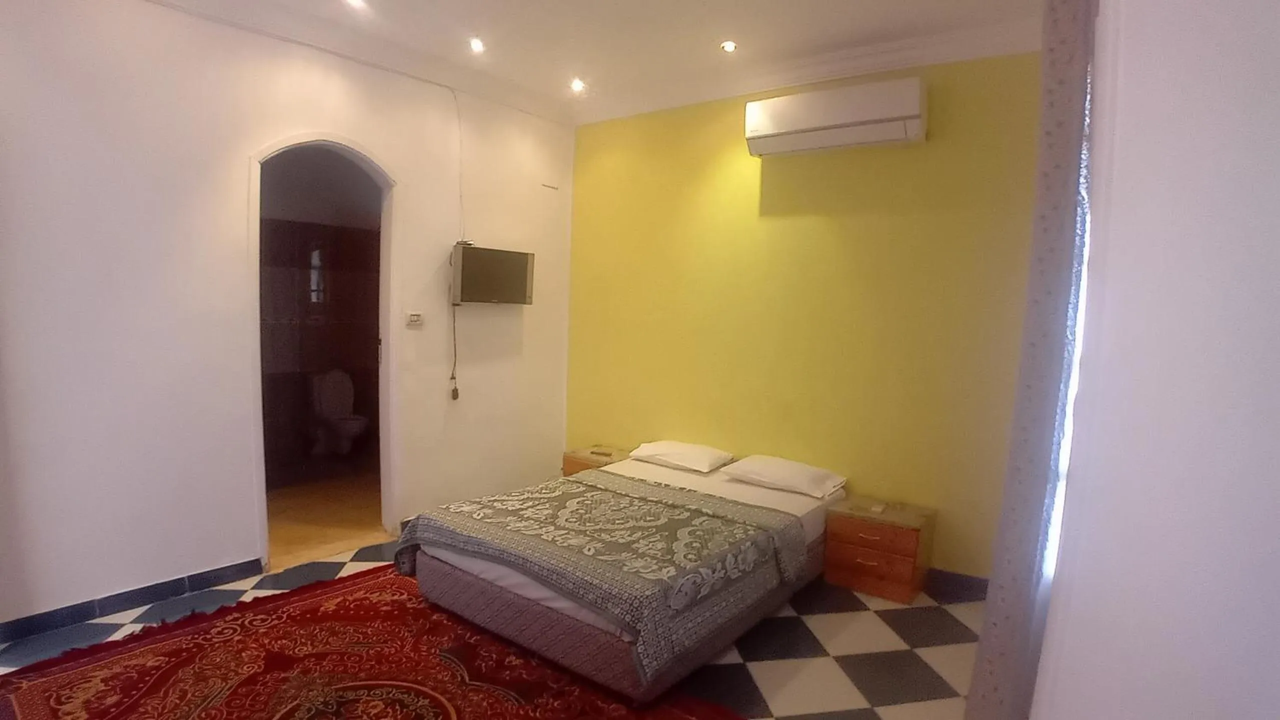 Bed in Orient star hotel luxor