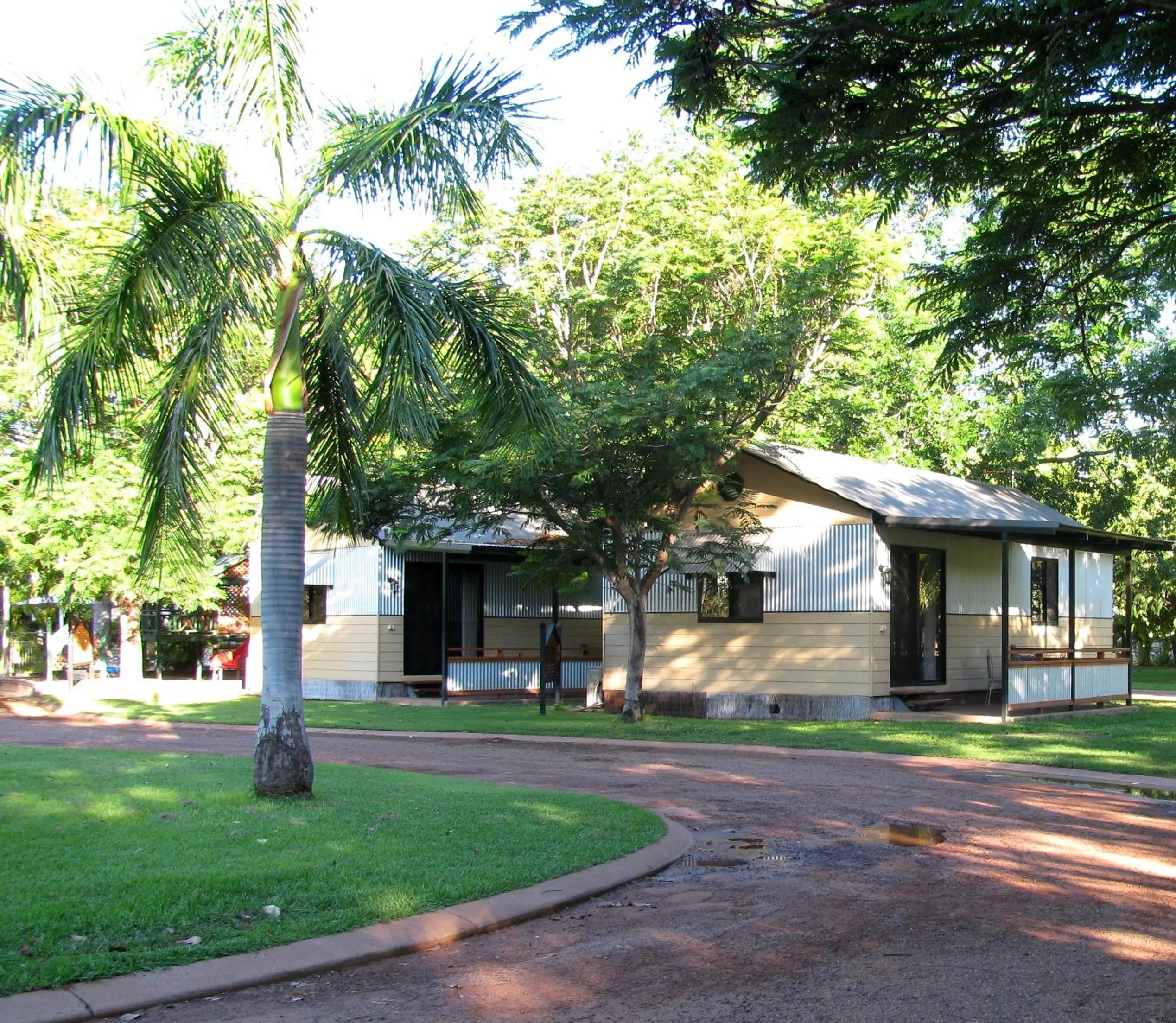 Property building in Ivanhoe Resort