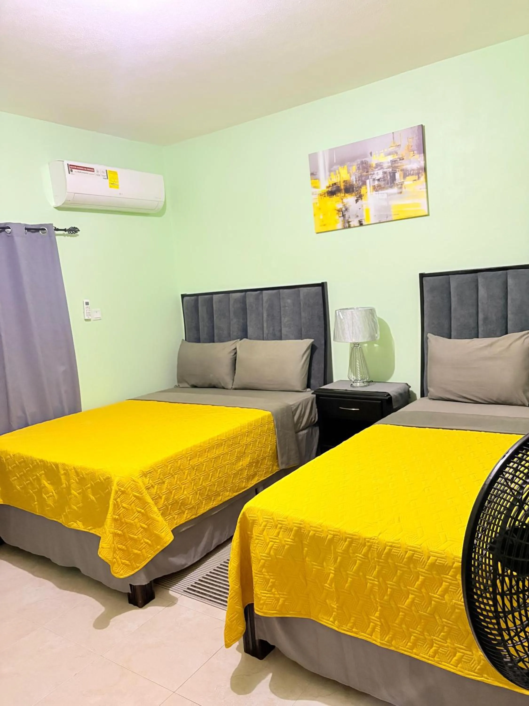 Bed in White House by White River