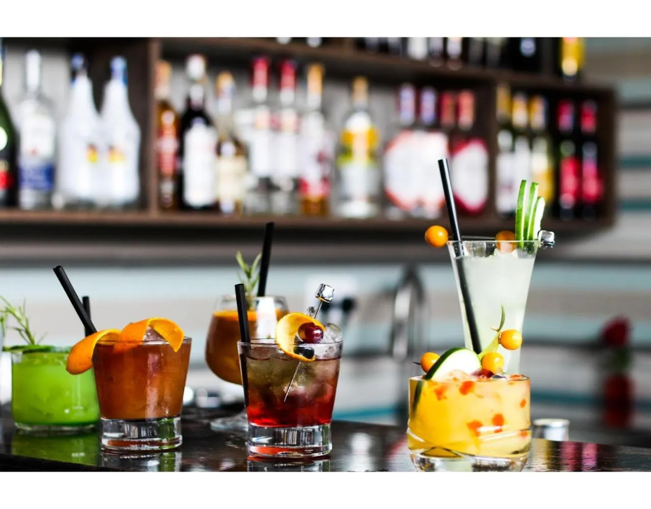 Drinks in Blooming Suites