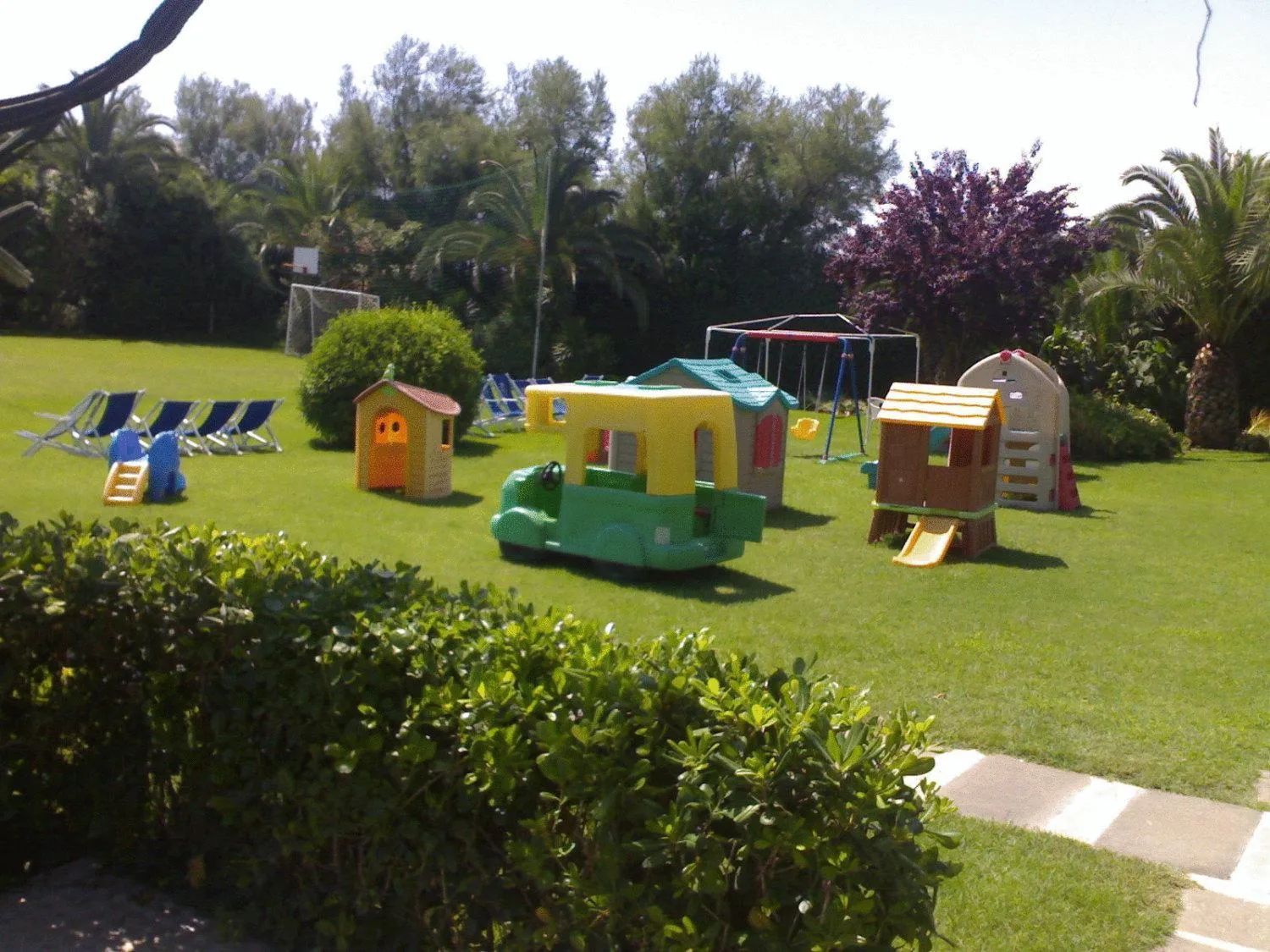 Area and facilities in Marina Club Hotel