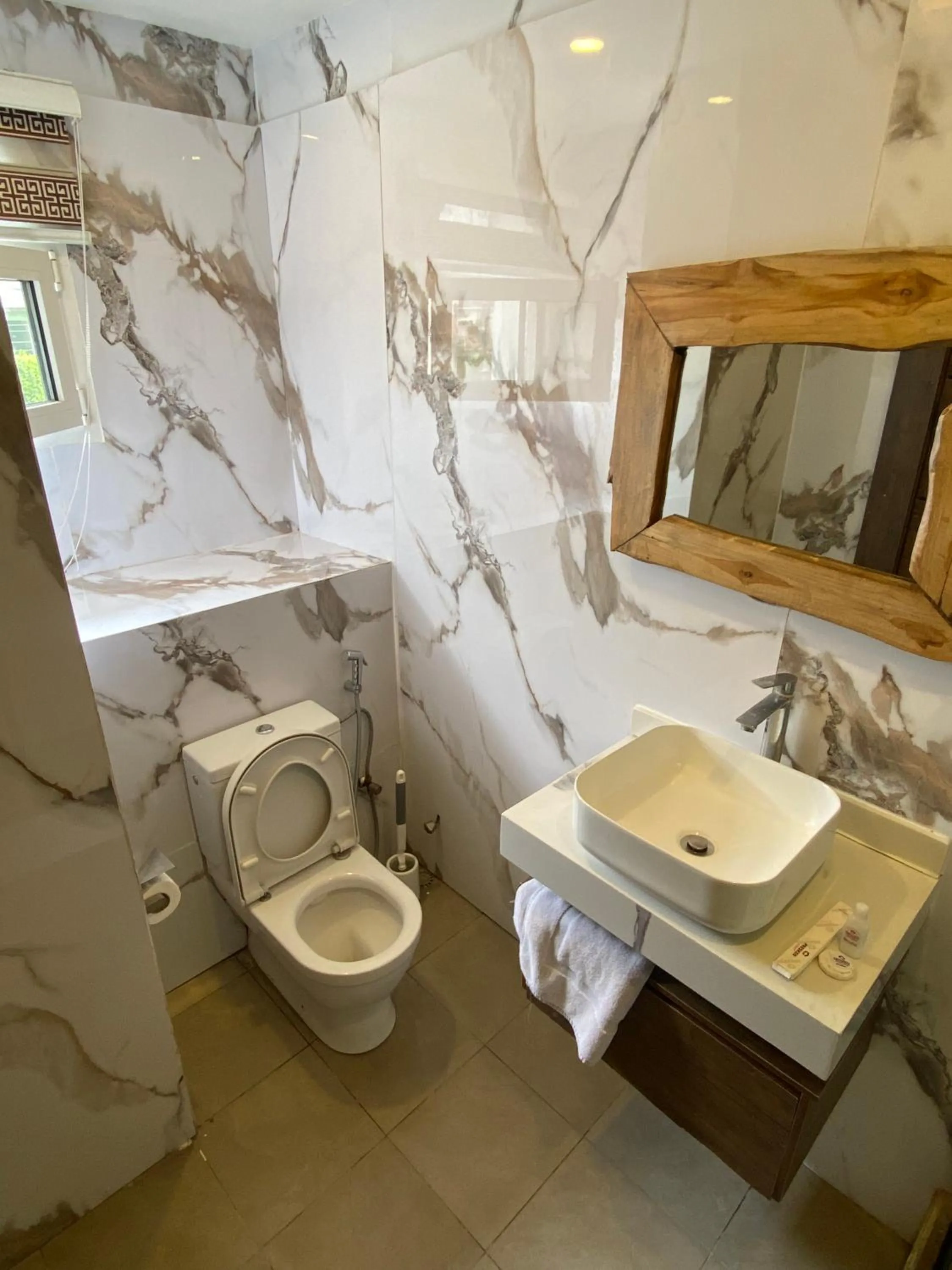 Presken Hotel White House, Lekki, Lagos