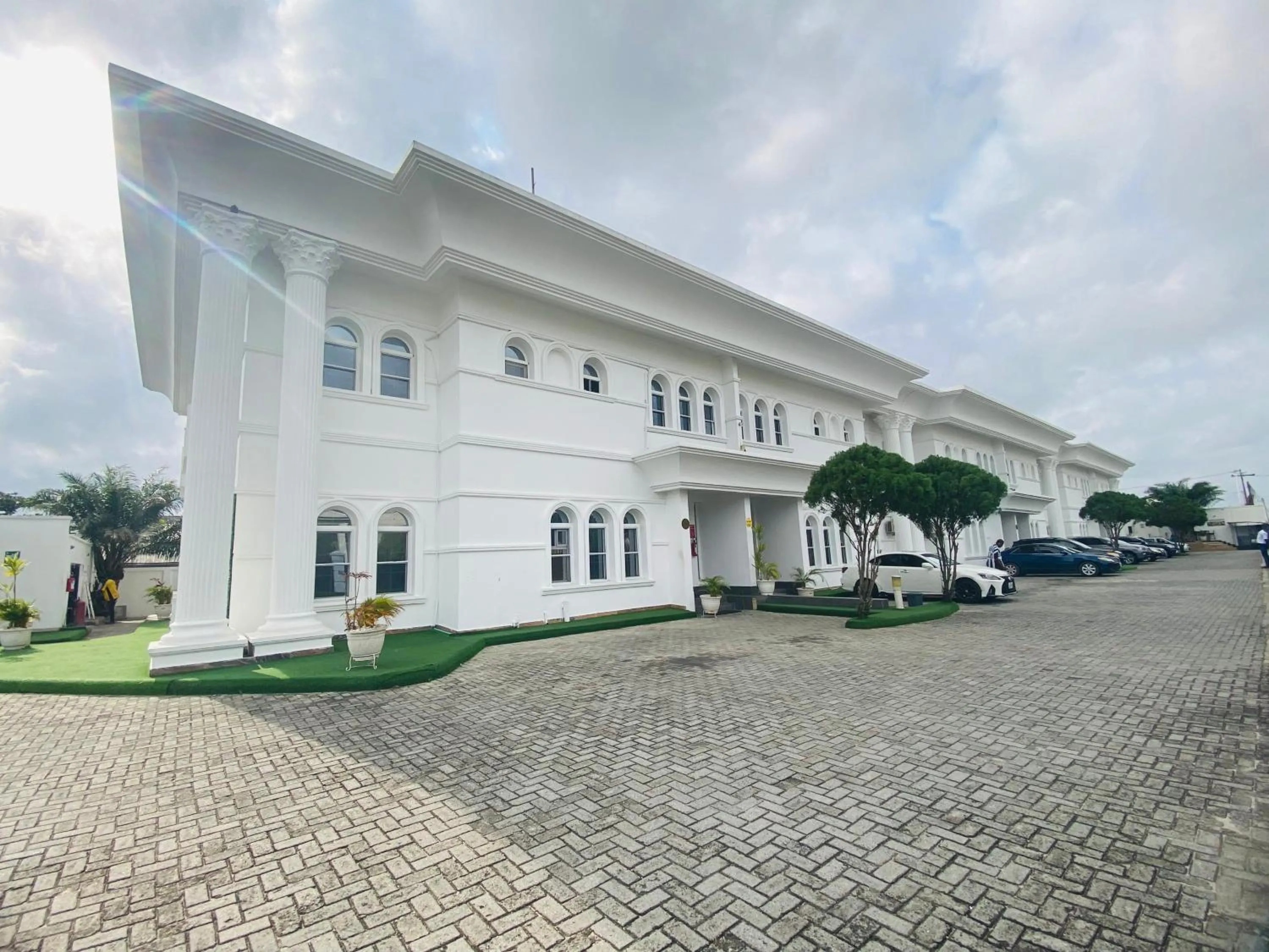 Property building in PRESKEN WHITE HOUSE