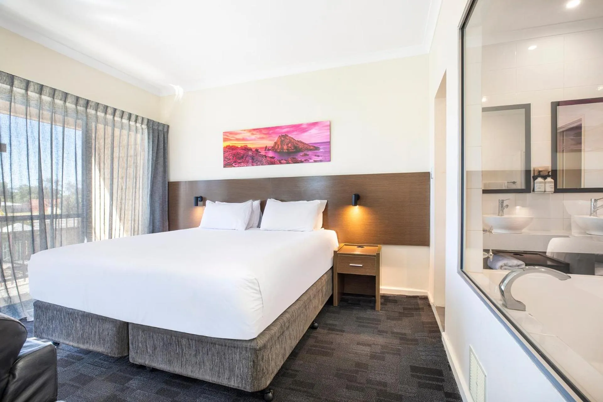 Bedroom, Bed in Country Comfort Perth