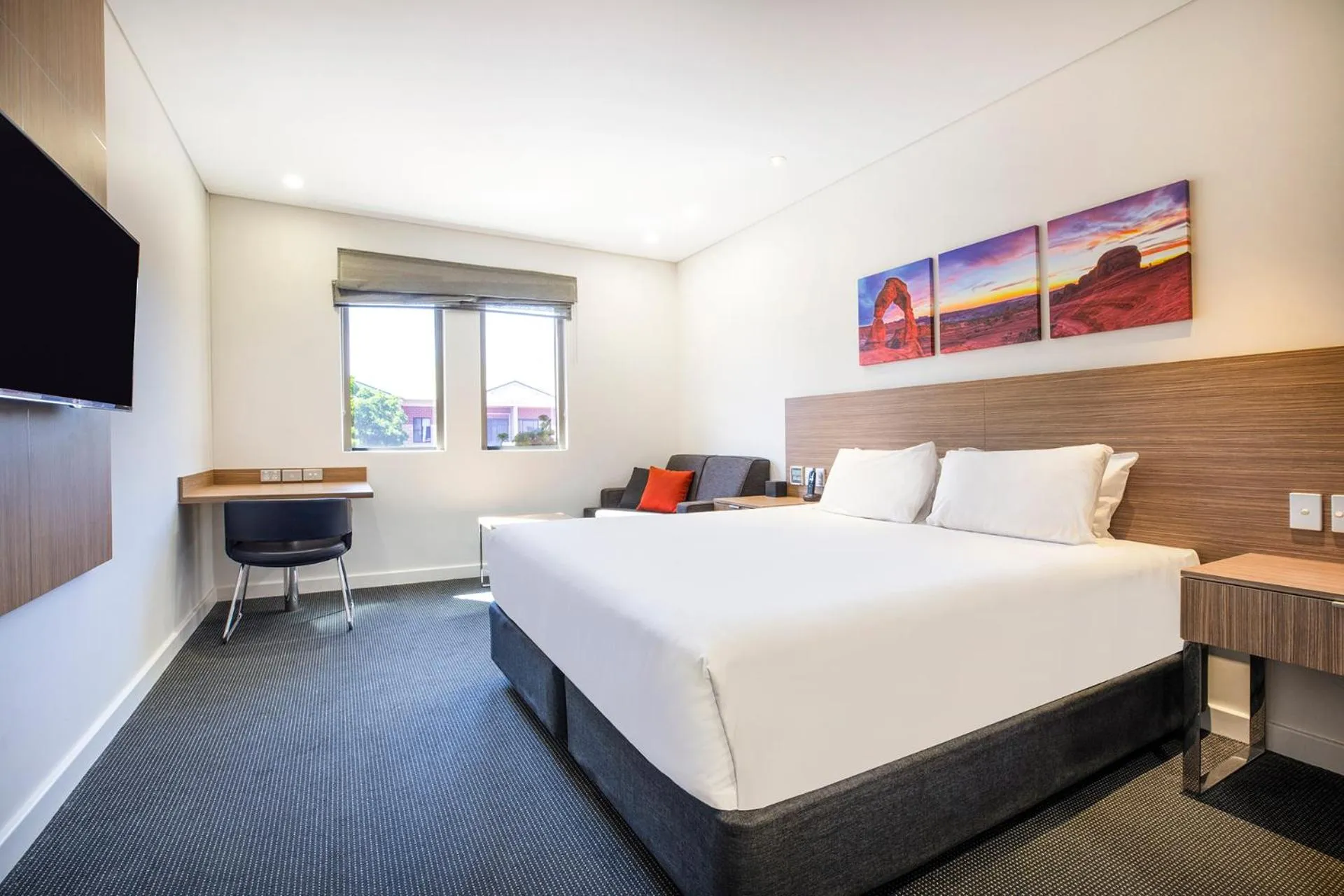 Bedroom, Bed in Country Comfort Perth