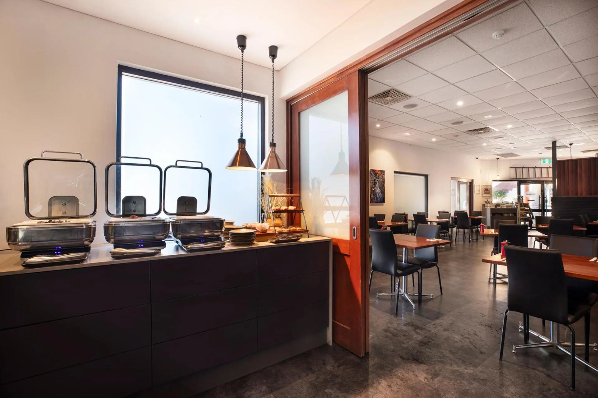 Restaurant/places to eat in Country Comfort Perth